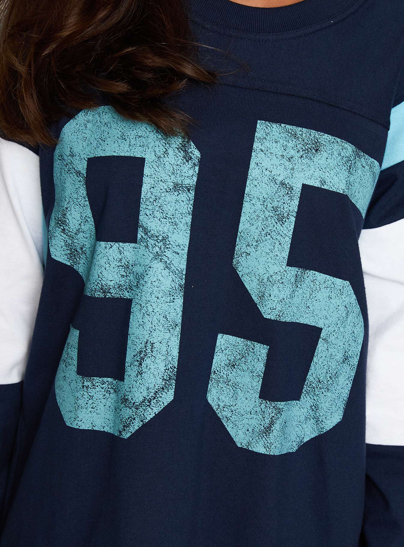 Collegiate Queen Long Sleeved Top Navy、mySite、solidvoid