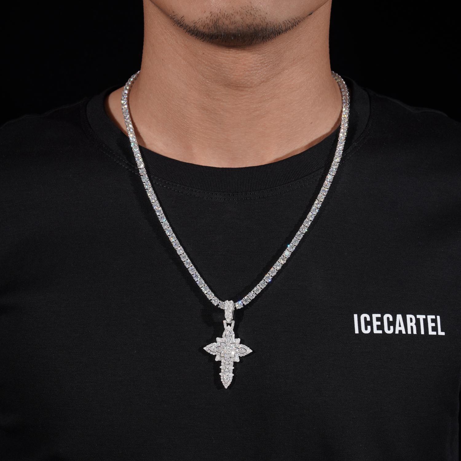 Princess Cut Moissanite Cross Pendant 14K Gold、mySite、hinf8tx79