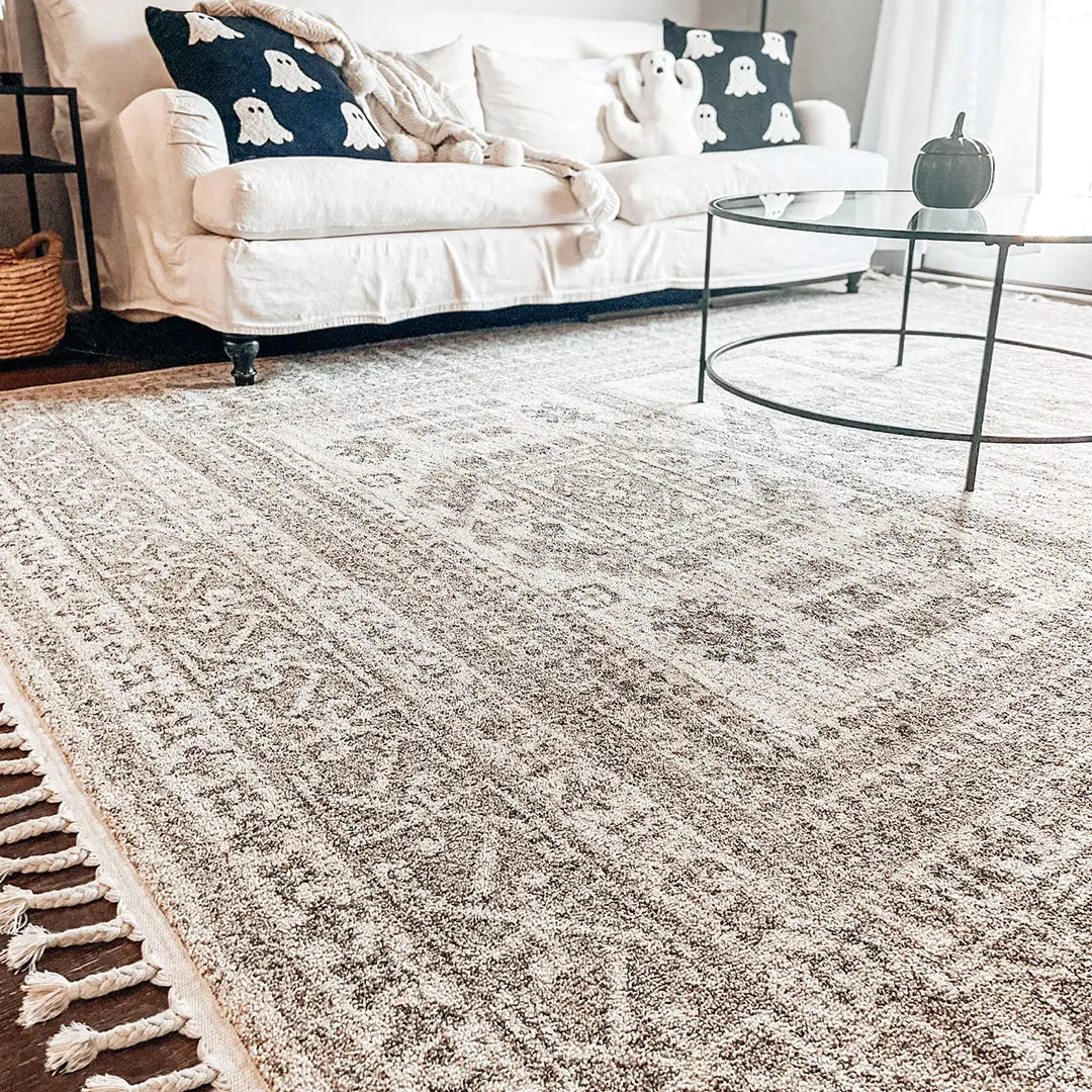 Carina Tribal Medallion Beige Kilim-Style Rug、mySite、gigharbornorthrealestate