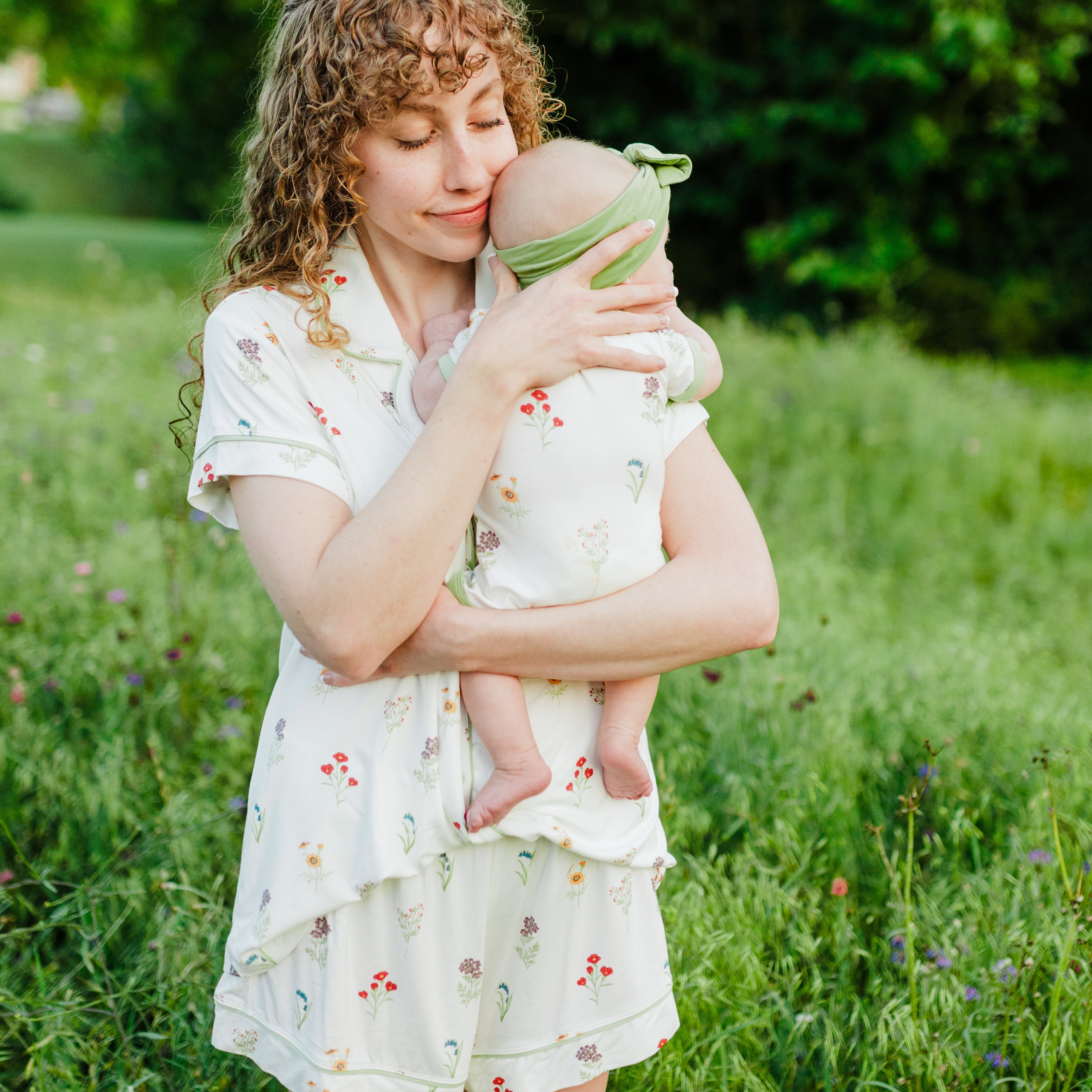  Women’s Short Sleeve Pajama Set in Wildflower、mySite、layawaytickets