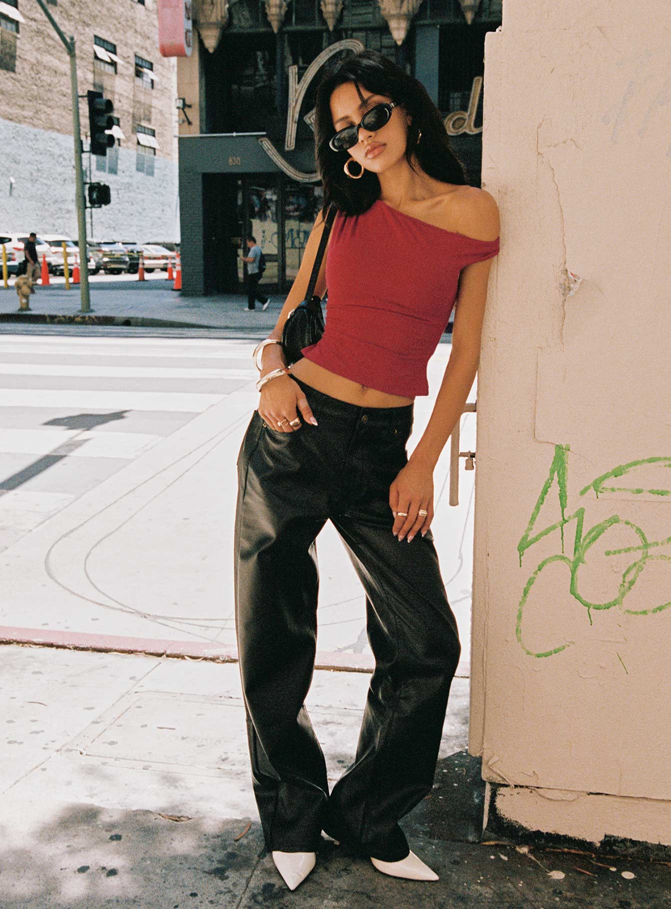 Top Model Jean Onyx、mySite、solidvoid