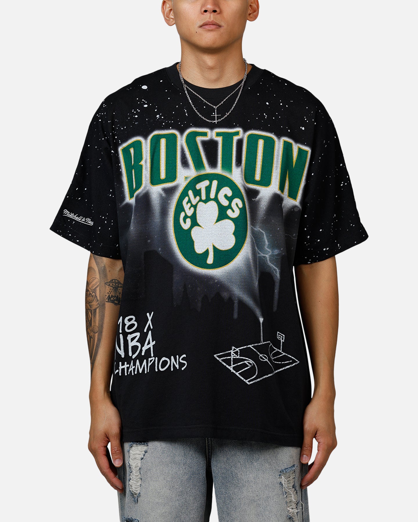 Mitchell & Ness Boston Celtics Skyline T-Shirt Faded Black、mySite、zt4zffjzw