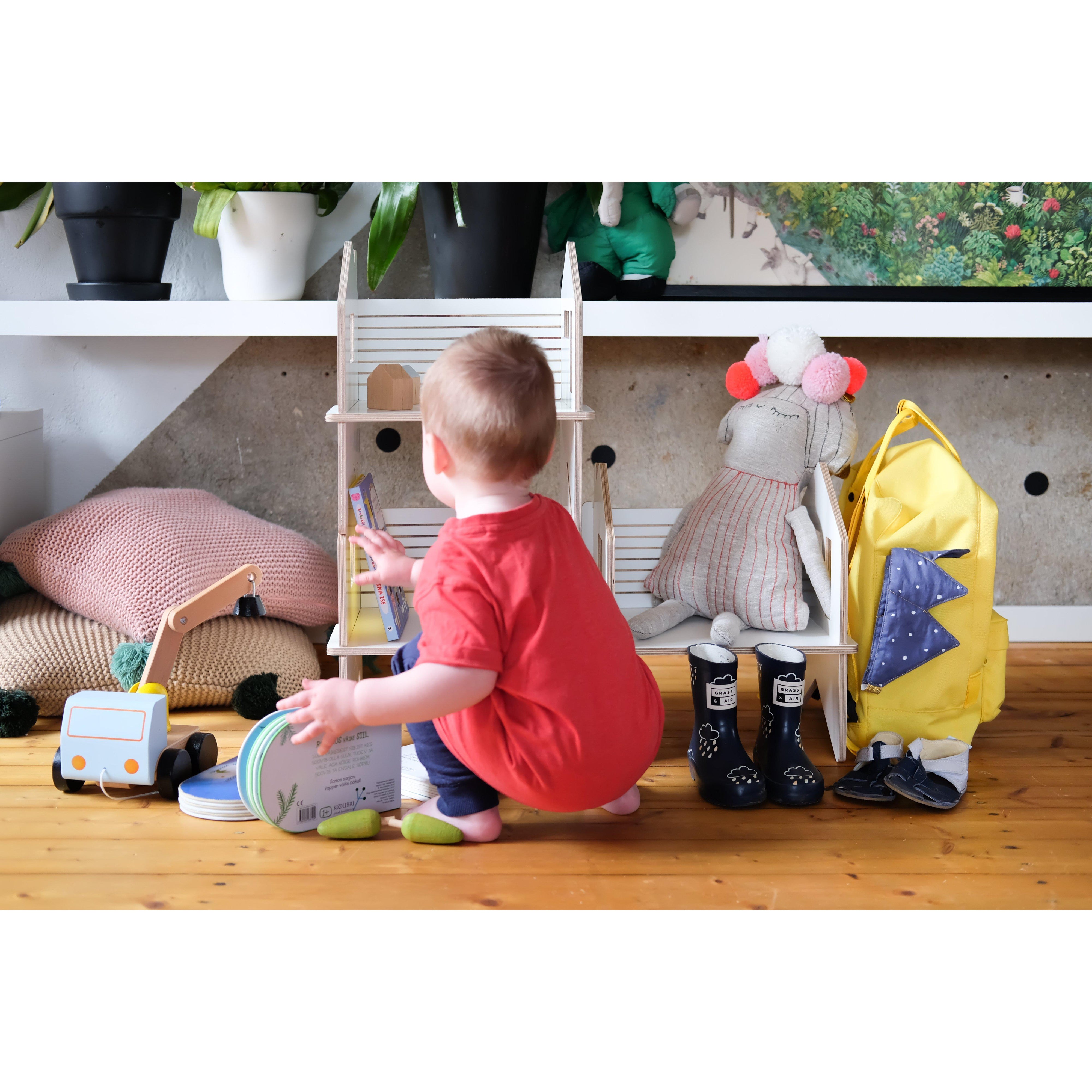 Wooden Kids' Chair Dollhouse Shelf、mySite、gigharbornorthrealestate