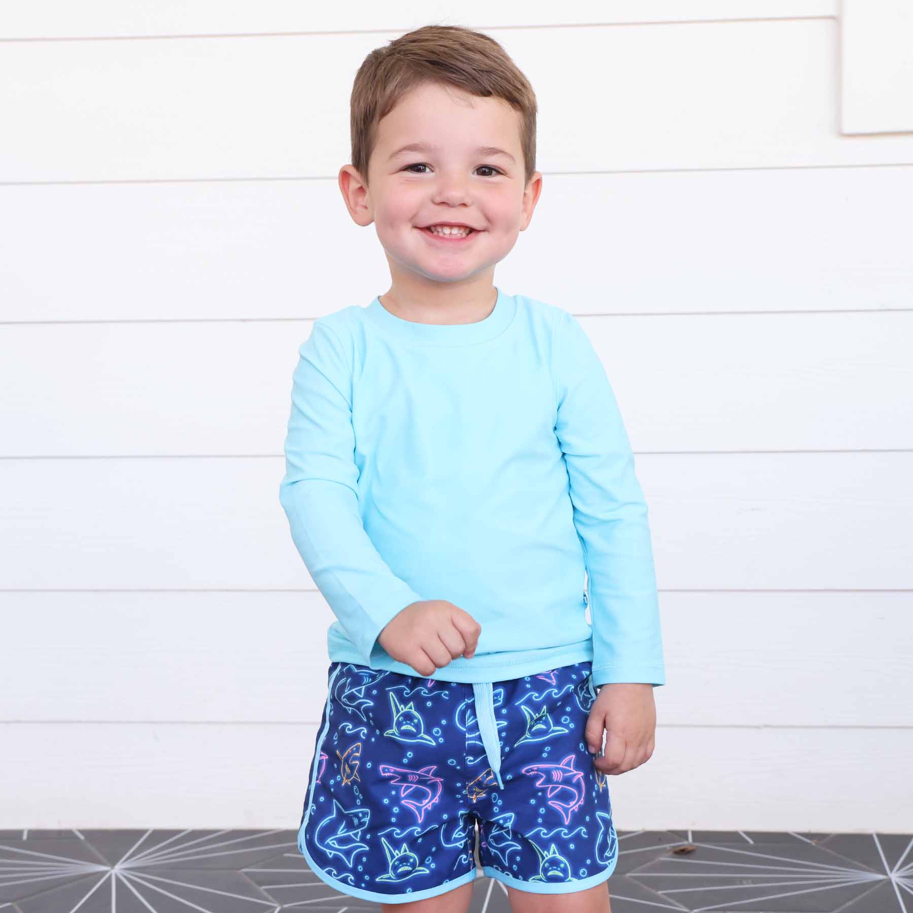  Boy's Swim Trunks | Glow Fins、mySite、layawaytickets