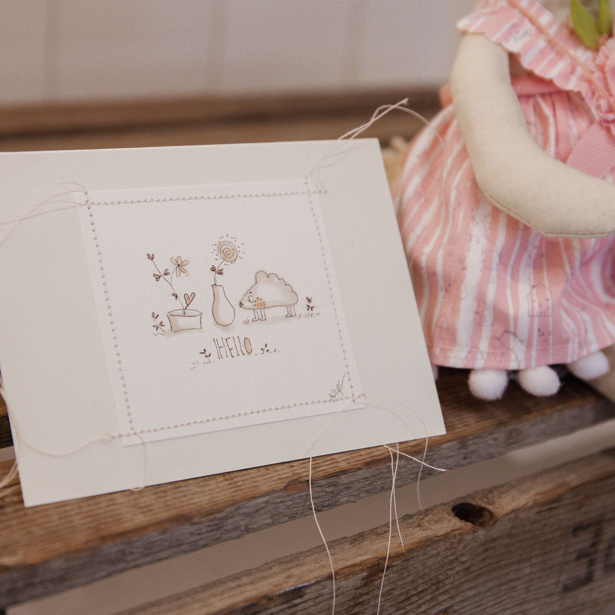 RETIRED - Hutch Studio - Pretty Sweet Polly - Hand-Crafted Cream Bunny、mySite、g9winljtr