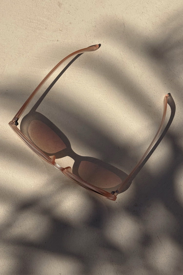 Cream Oval Sunglasses、mySite、solidvoid