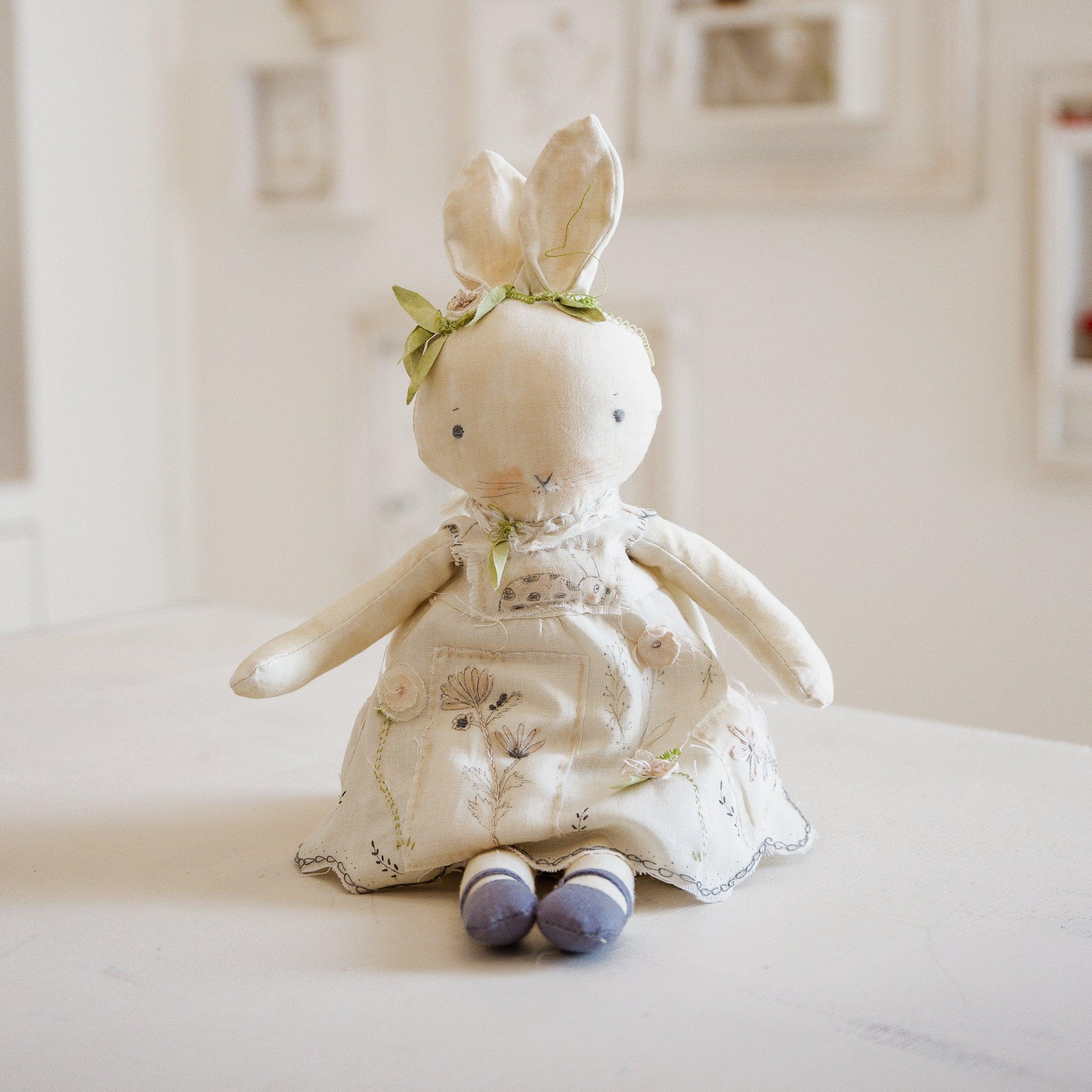 RETIRED - Hutch Studio Original - Thelma Thistle - Hand-Crafted Cotton Bunny、mySite、g9winljtr
