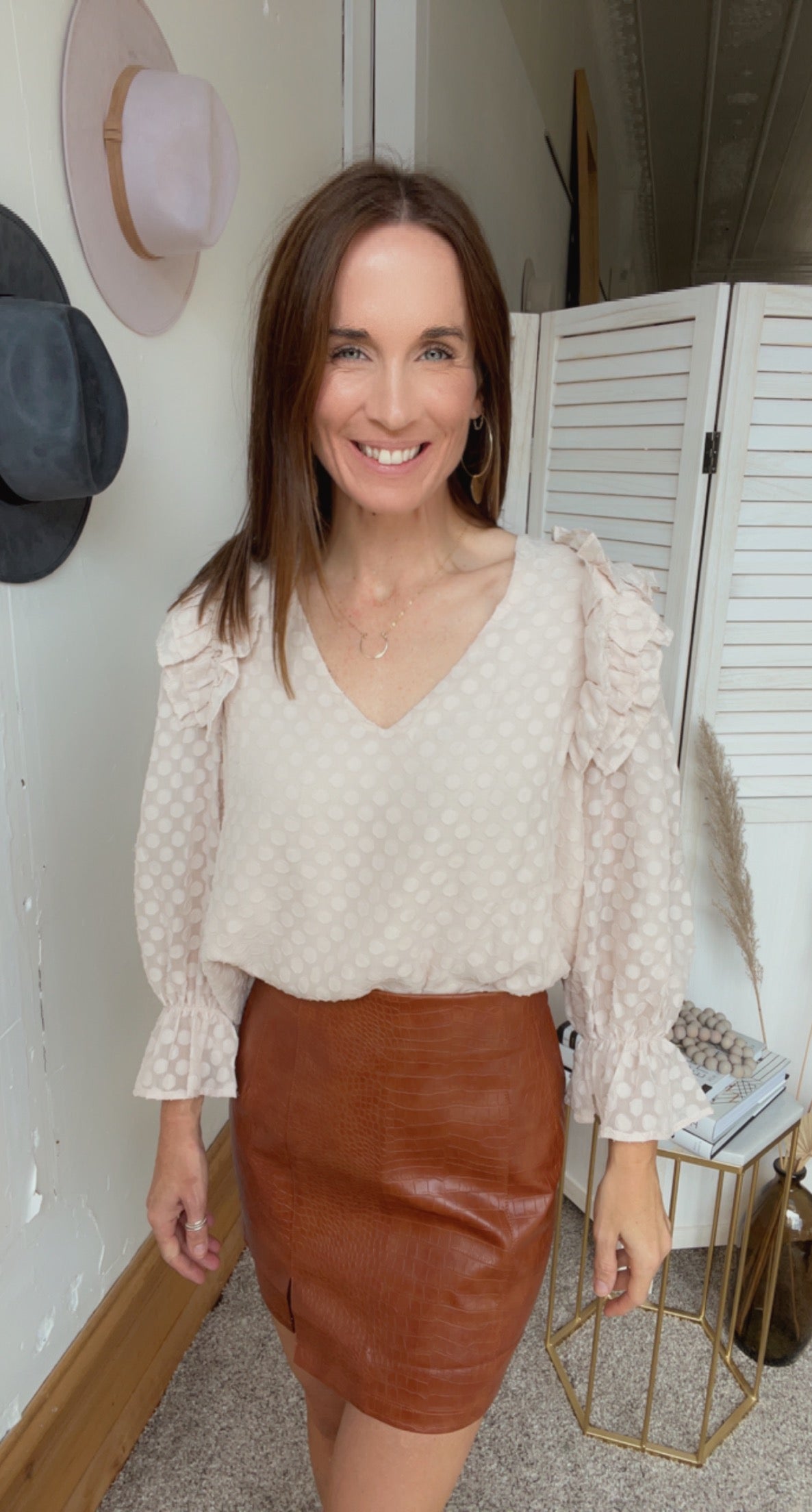 Dotty's Ruffle Blouse、mySite、garagedoors4me