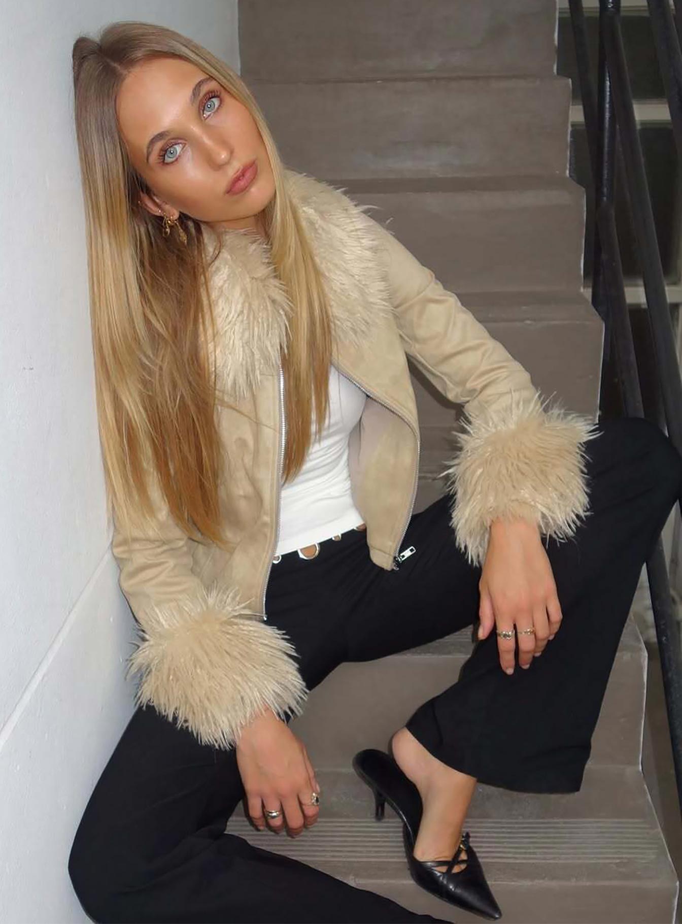 Jeanna Suede Faux Fur Detail Jacket Beige、mySite、solidvoid