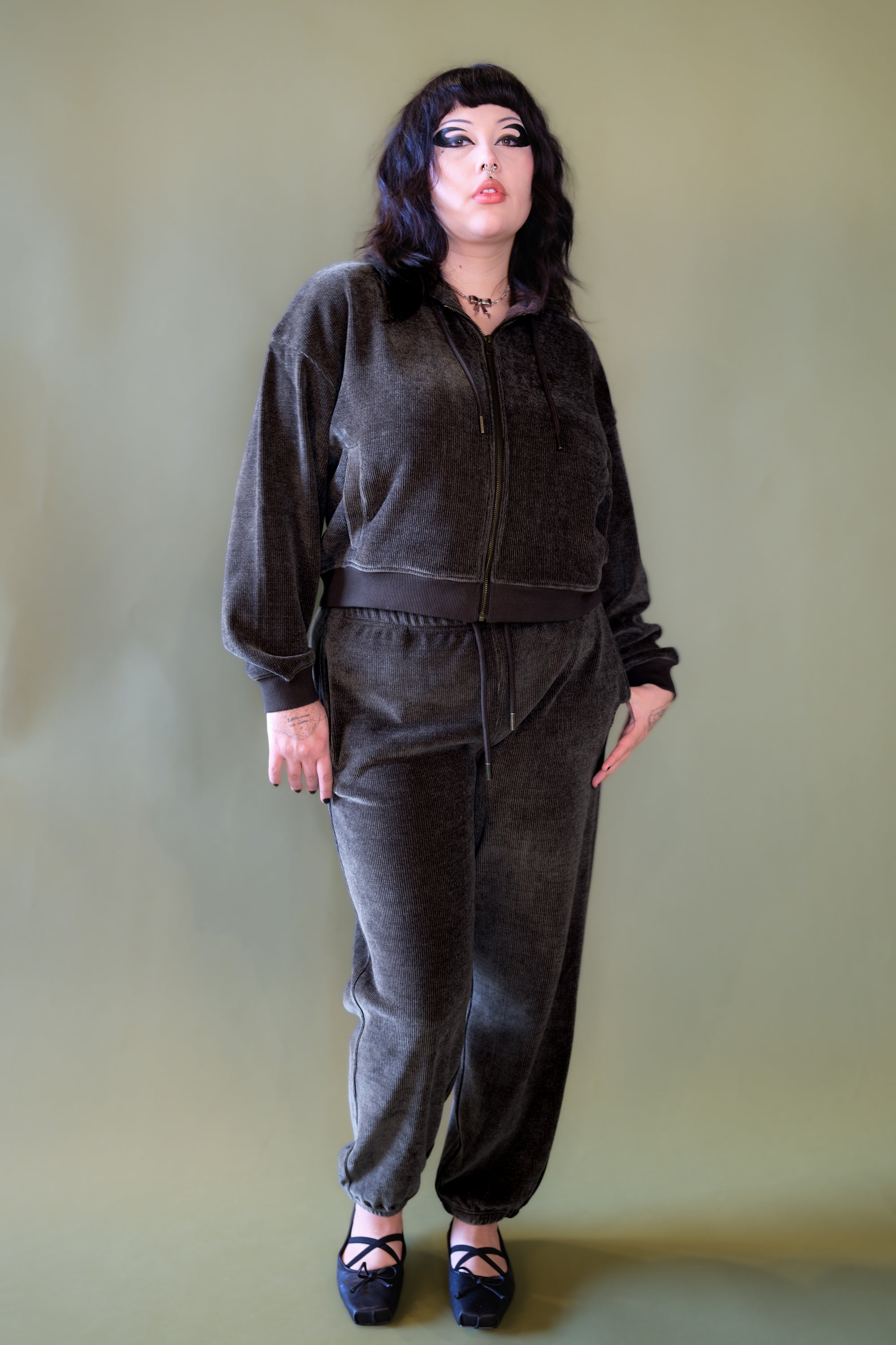 {product_title} - {shop_name}