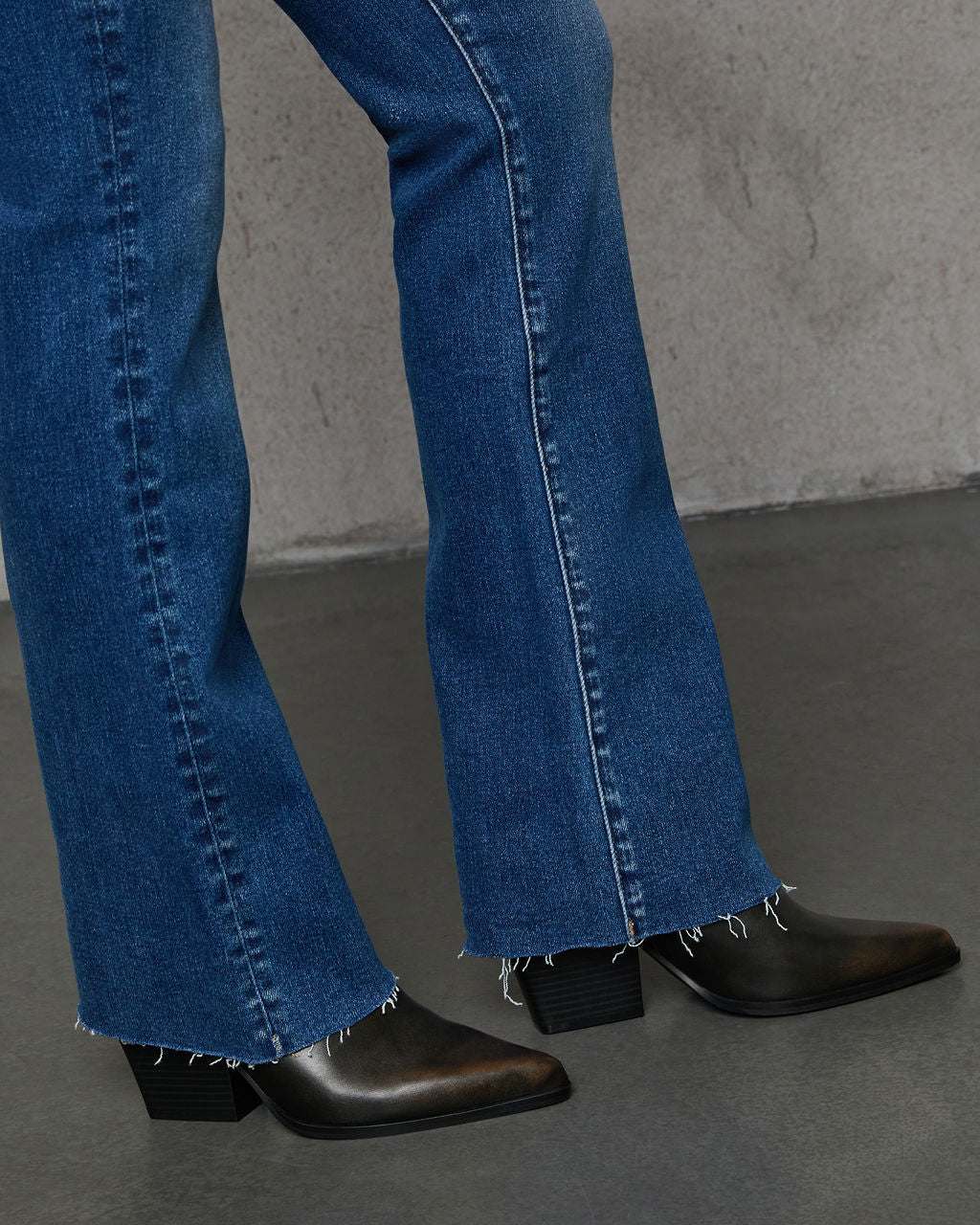 {product_title} - {shop_name}