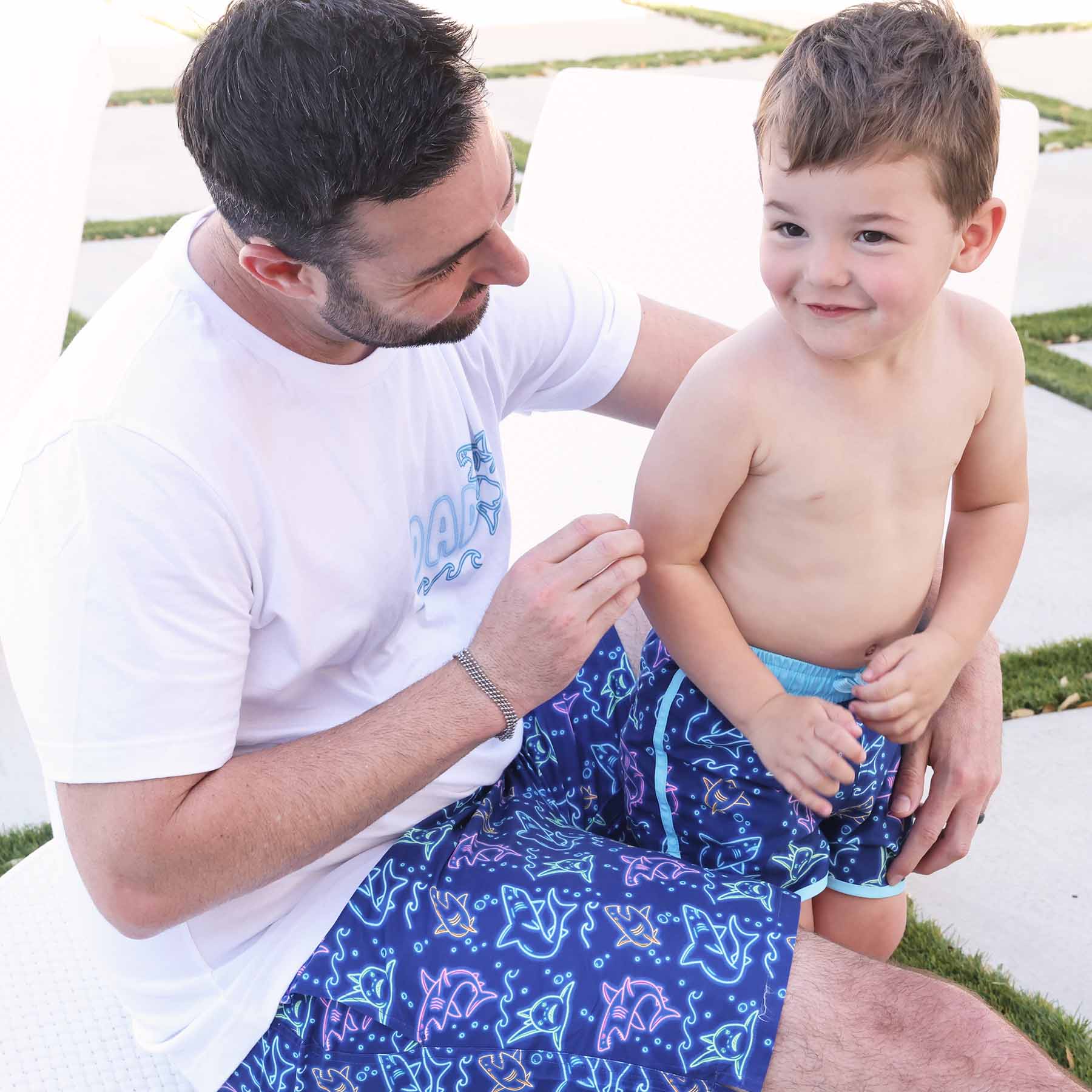  Men's Swim Trunks | Glow Fins、mySite、layawaytickets