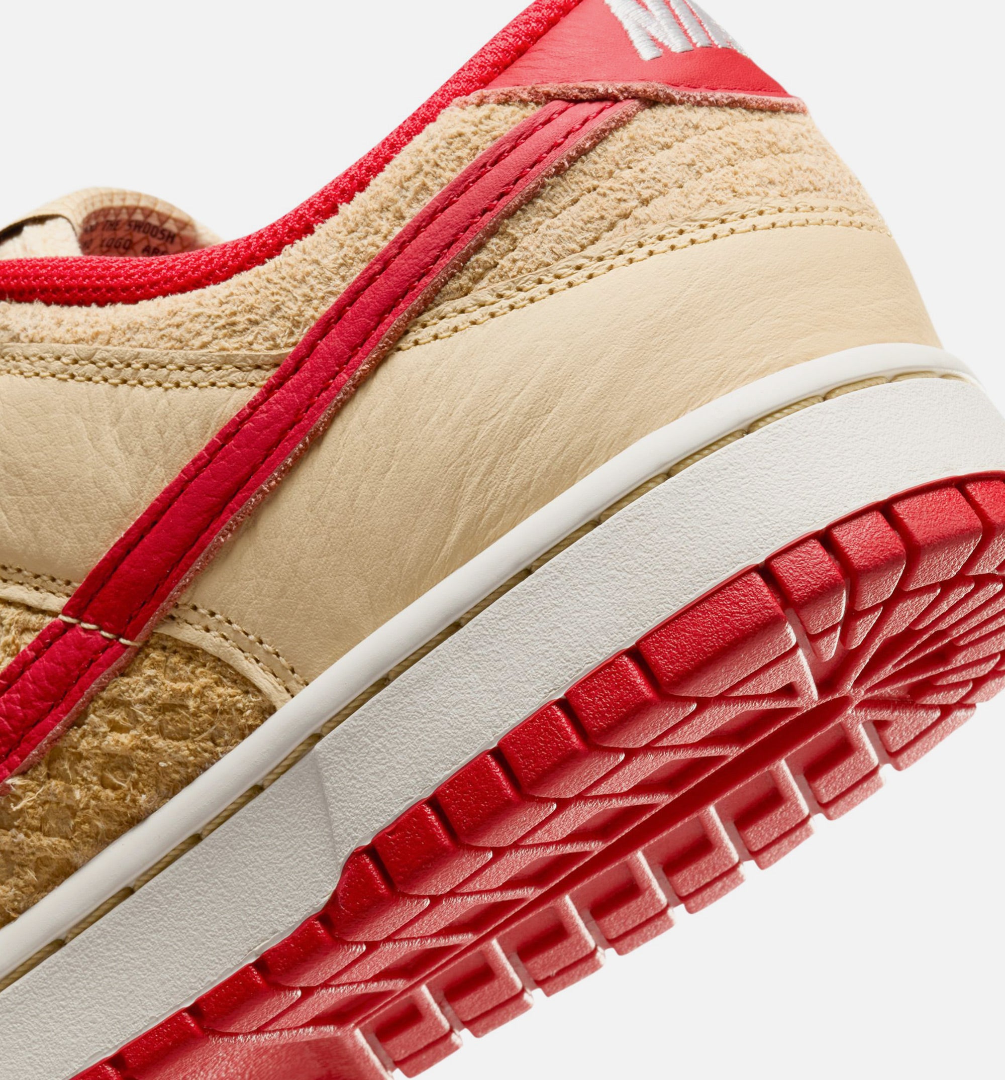 Dunk Low Retro SE Strawberry Waffle Mens Lifestyle Shoe - Pale Vanilla/University Red/Sail/Wheat、mySite、dreamappss