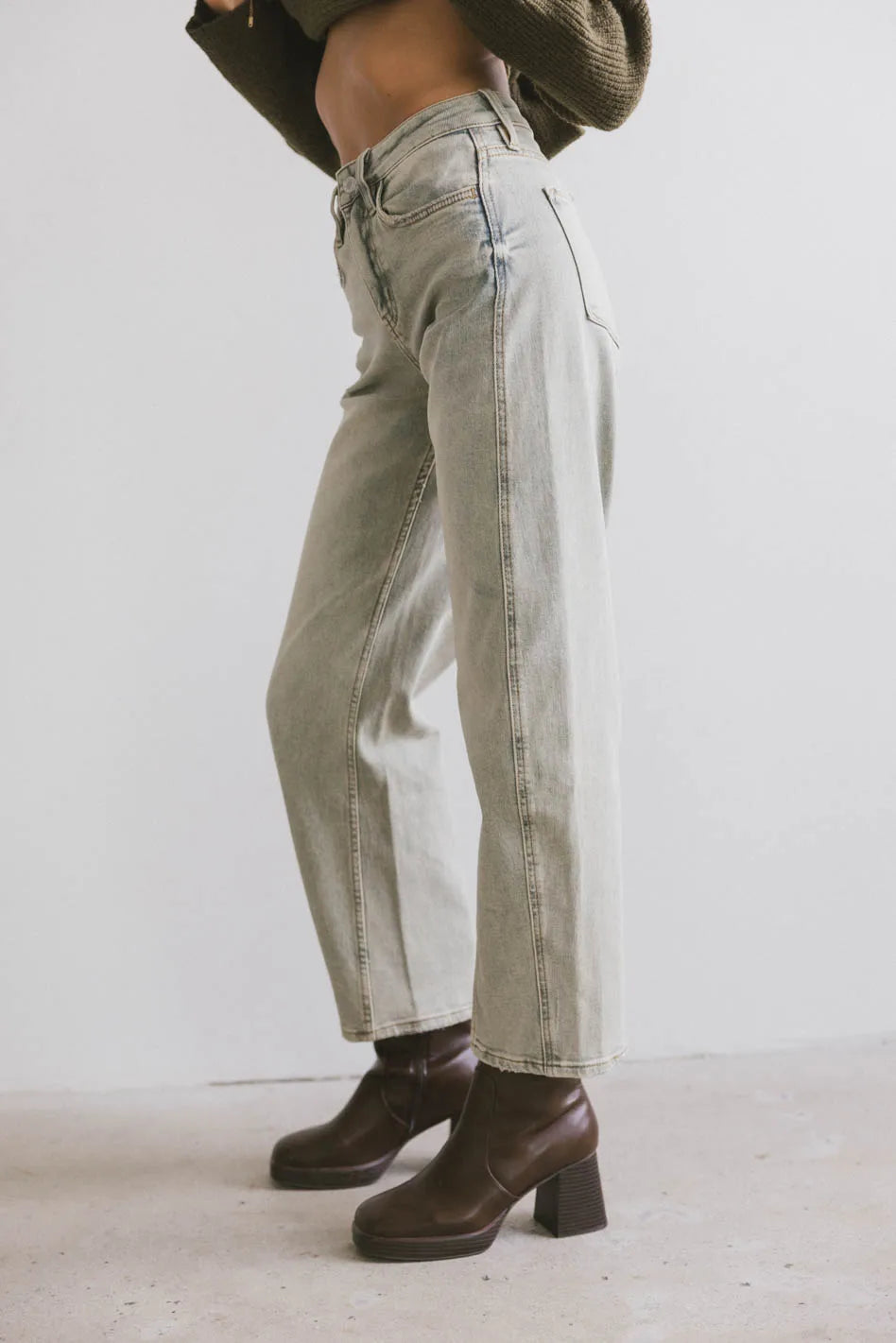 {product_title} - {shop_name}