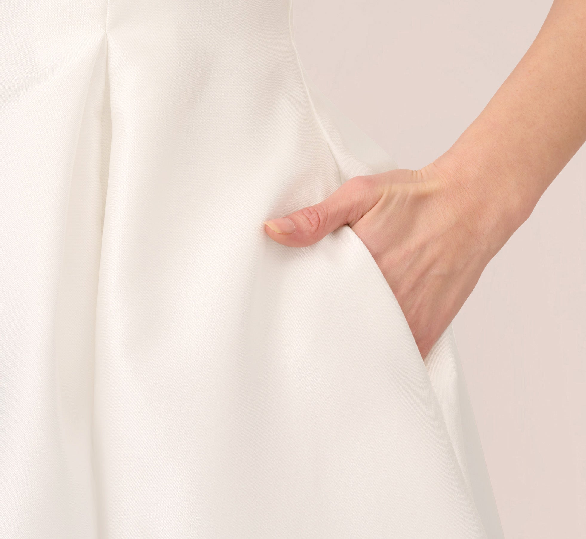 Sleeveless Mikado Fit And Flare Midi Dress With V-Back In Ivory、mySite、solidvoid