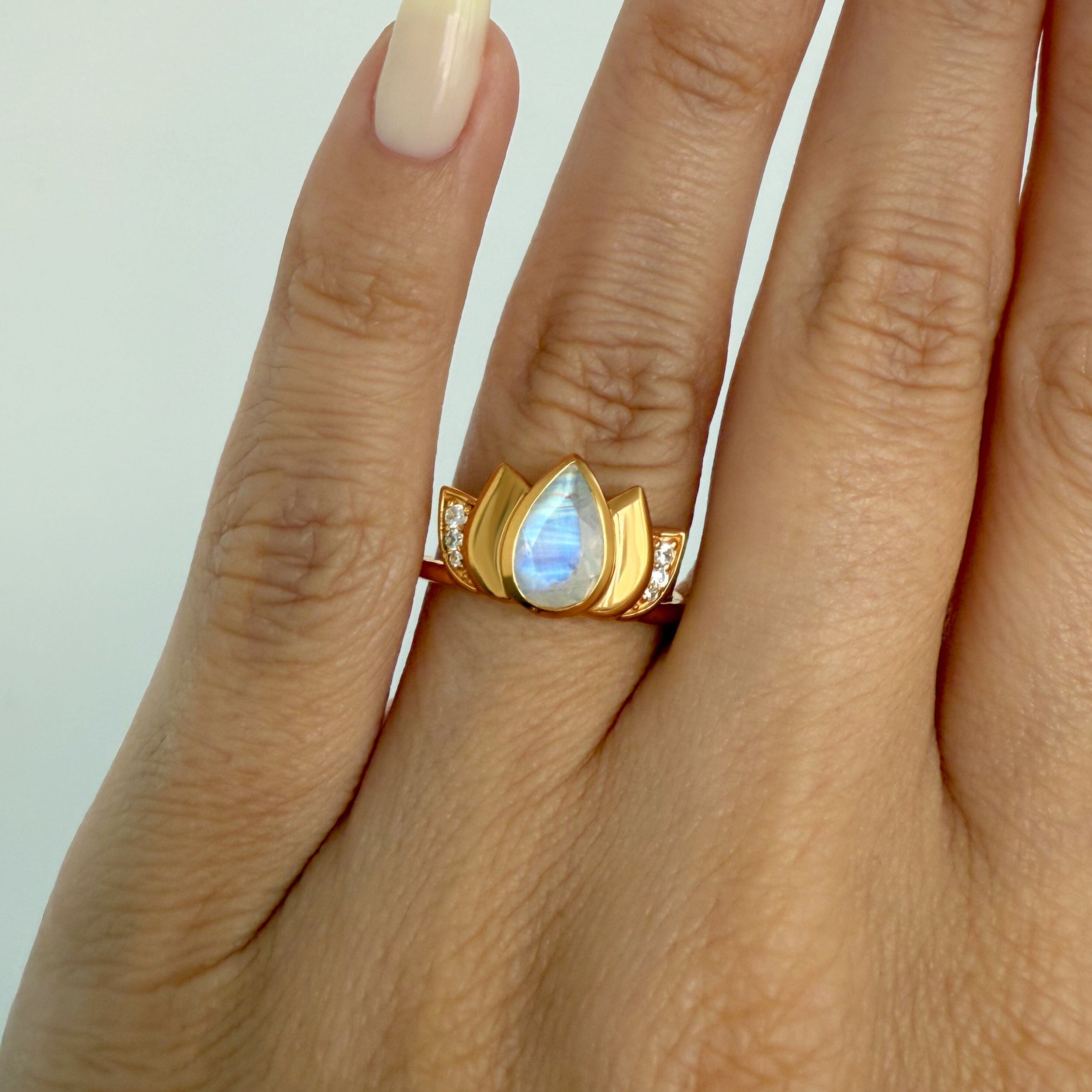 Moonstone Ring - Divine Lotus、mySite、hinf8tx79