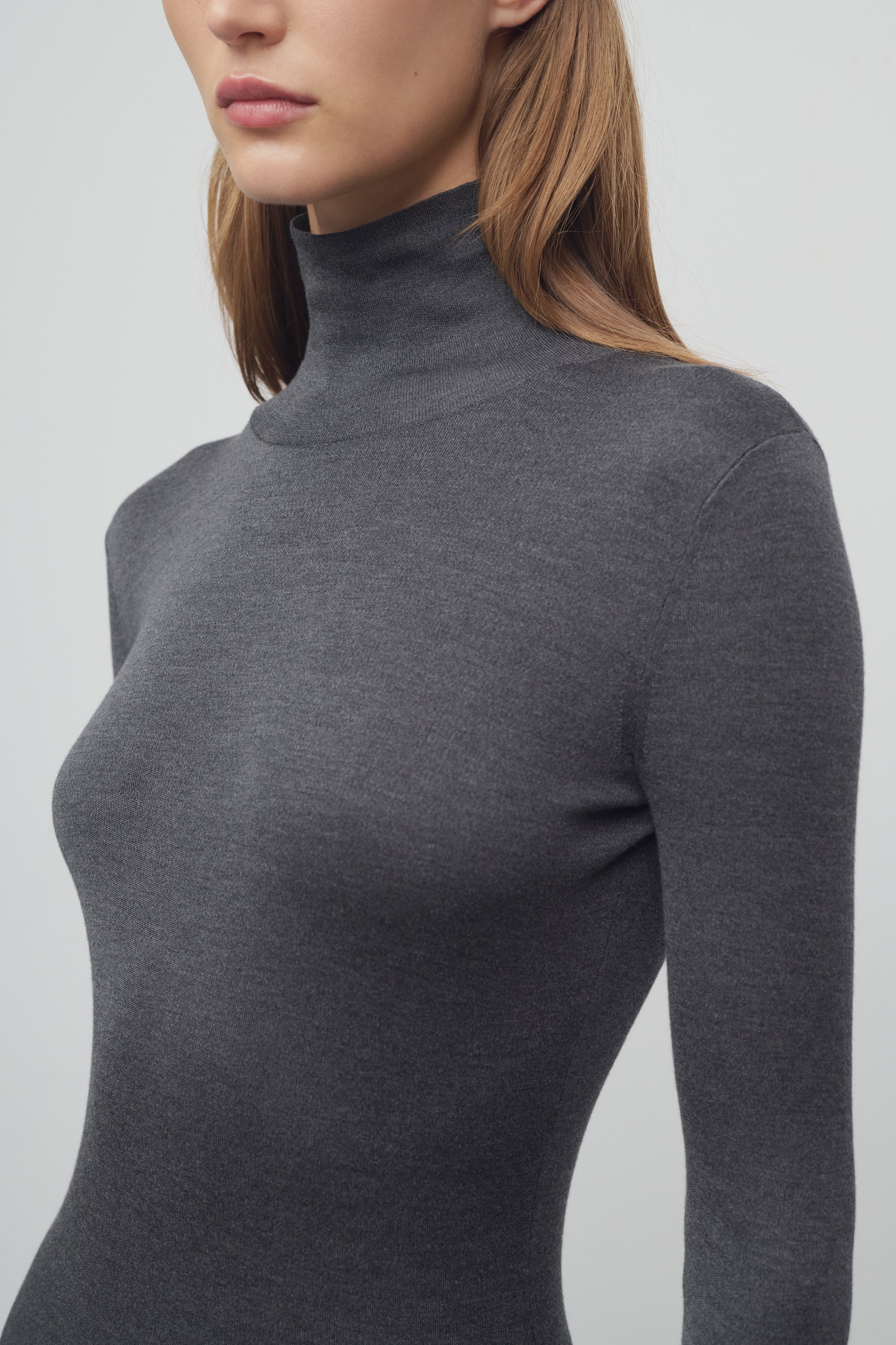 Imli Turtleneck in Silk、mySite、aoinhome