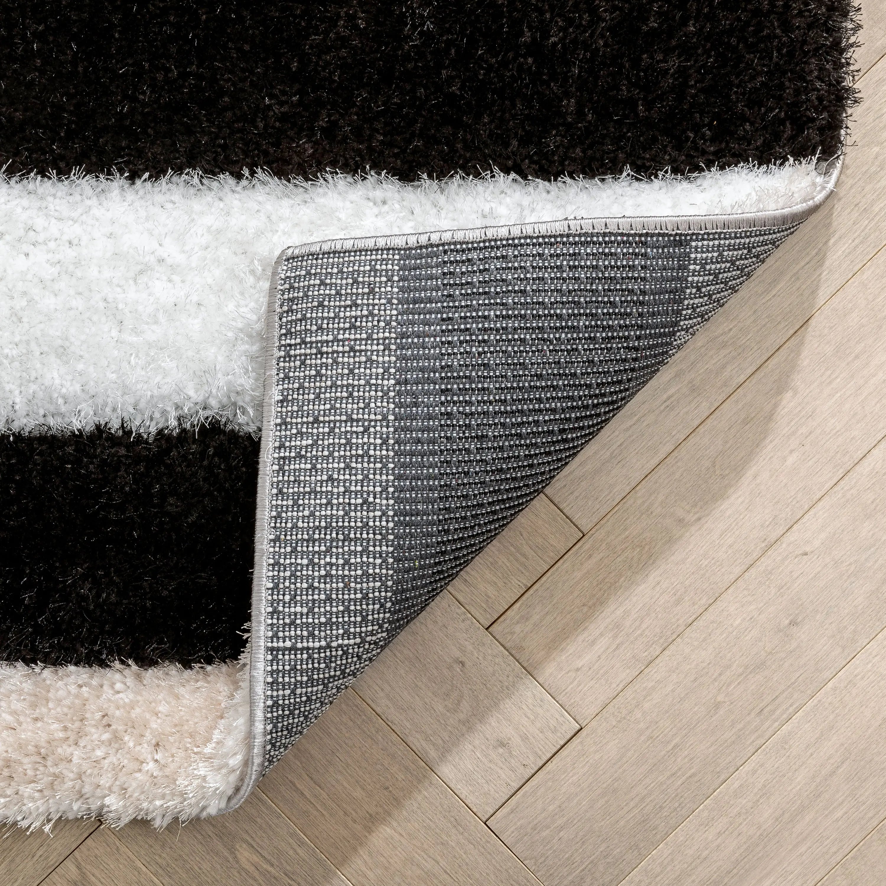 Chaska Geometric Squares Shag Ivory Black 7'10 x 9'10 3D Textured Rug、mySite、gigharbornorthrealestate