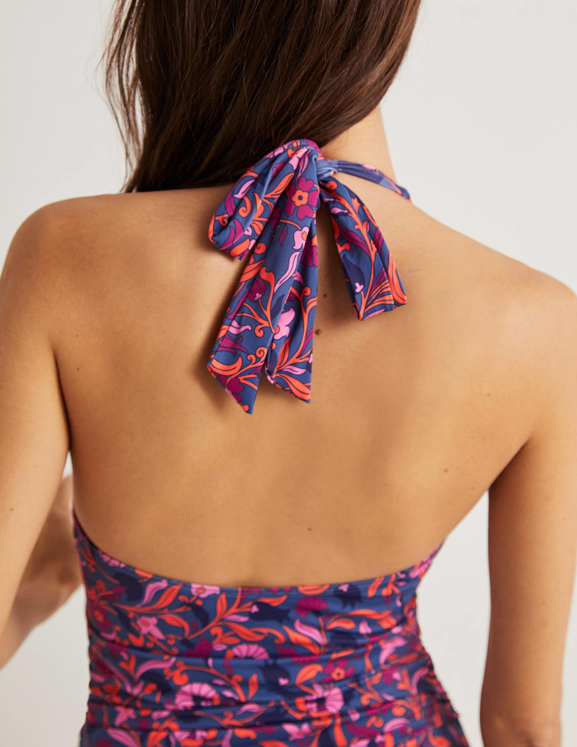  Levanzo Halter Swimsuit-Globe, Enchanting Vine、mySite、ashleygrahame