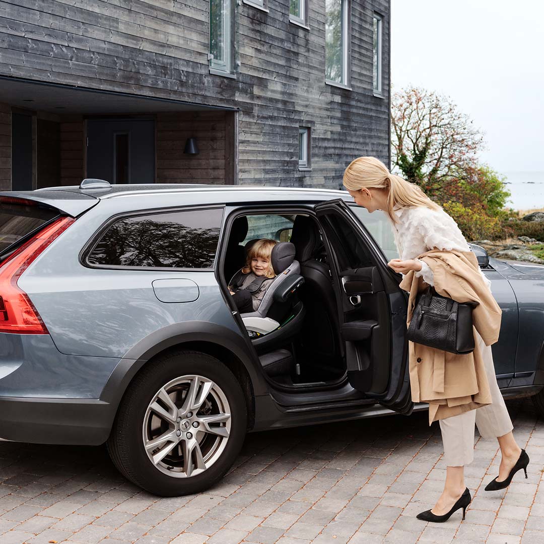  BeSafe iZi Modular X1 i-Size Car Seat - Fresh Black Cab、mySite、merchandisen