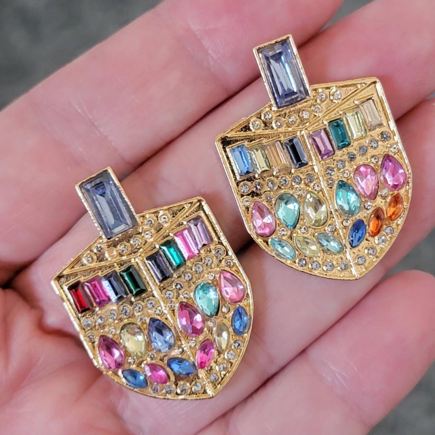 Mismatched Jeweled Gold Dreidel Earrings、mySite、topwebapps