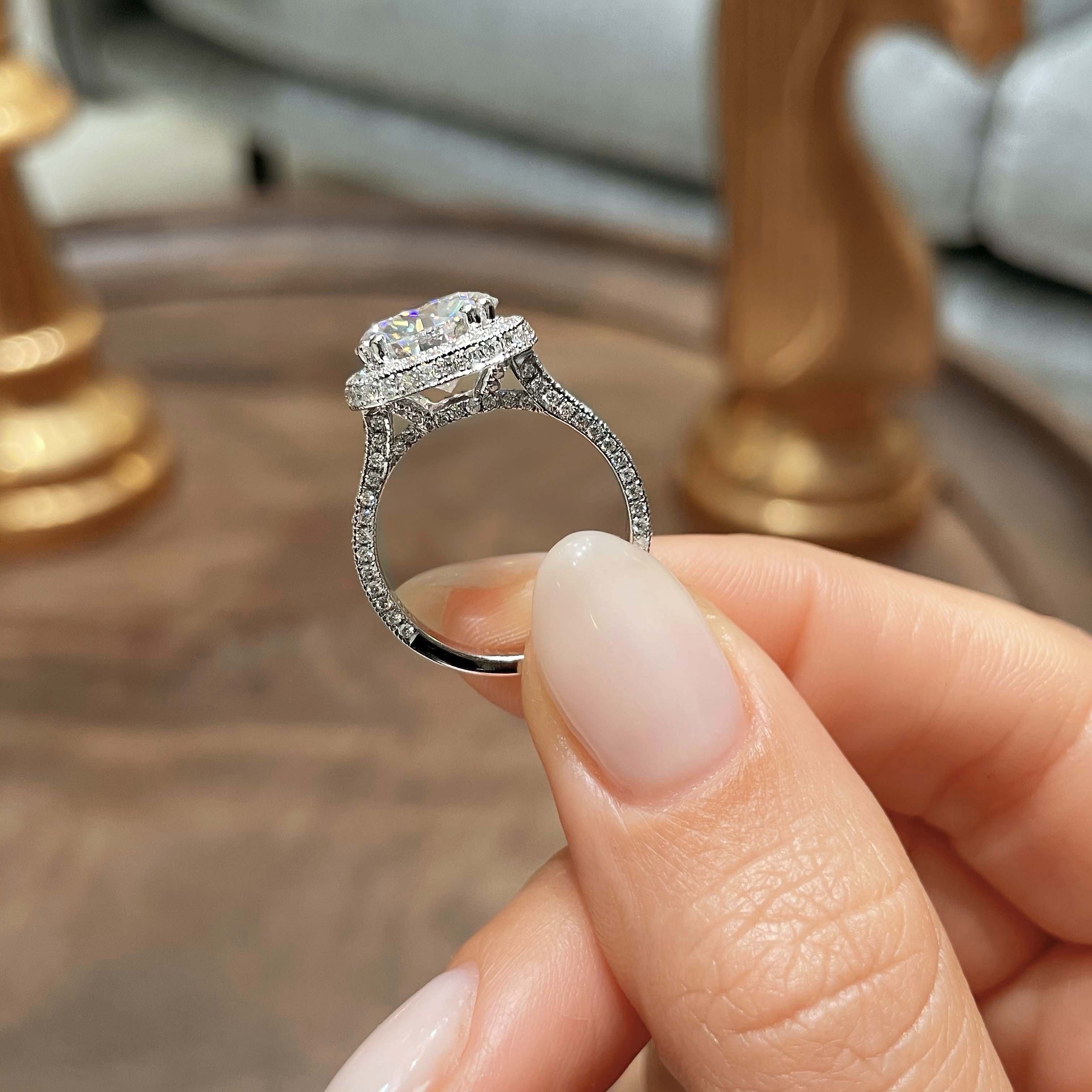 Ava Moissanite & Diamond Ring -18K White Gold、mySite、hinf8tx79