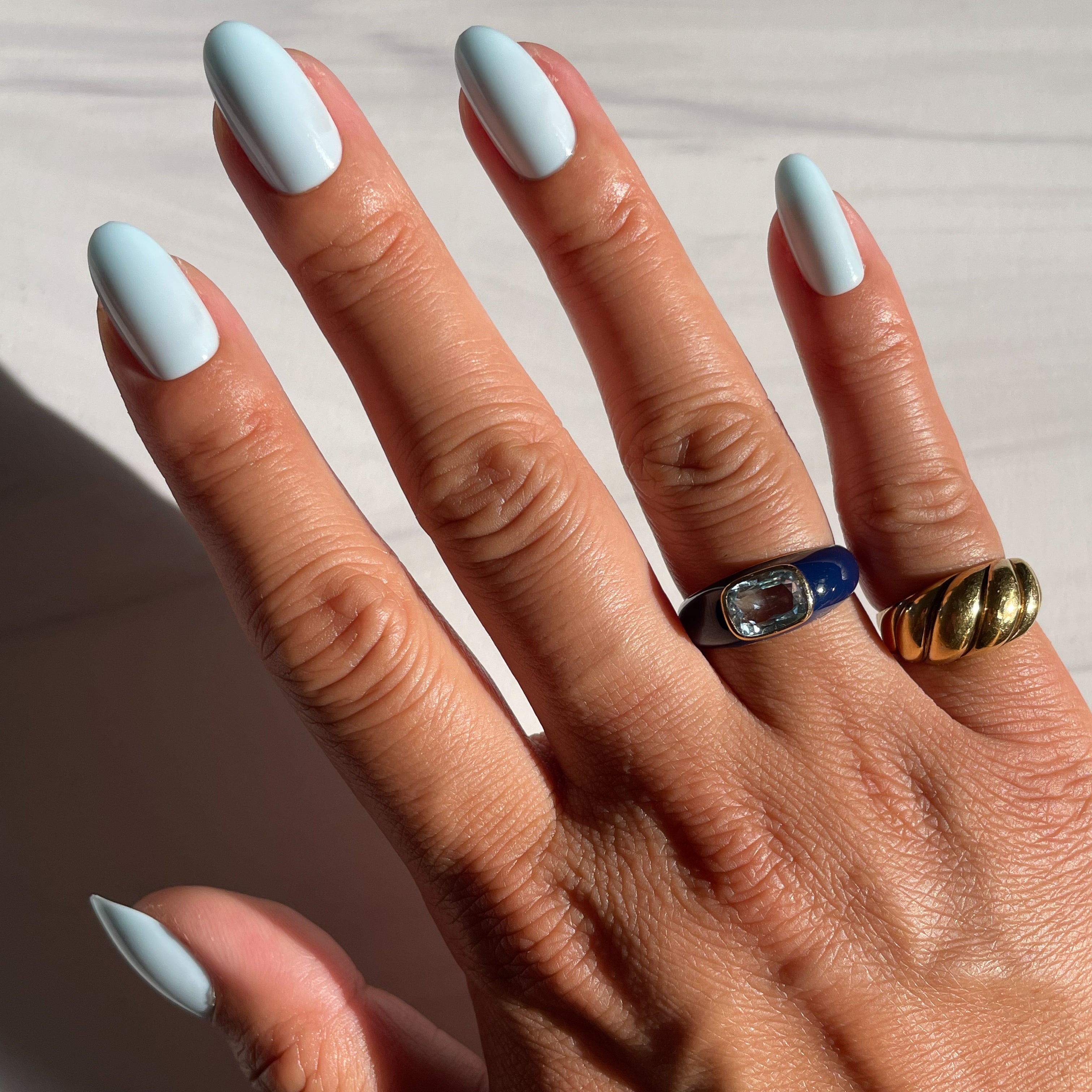 Honest & True | Almond | Medium、mySite、solidvoid