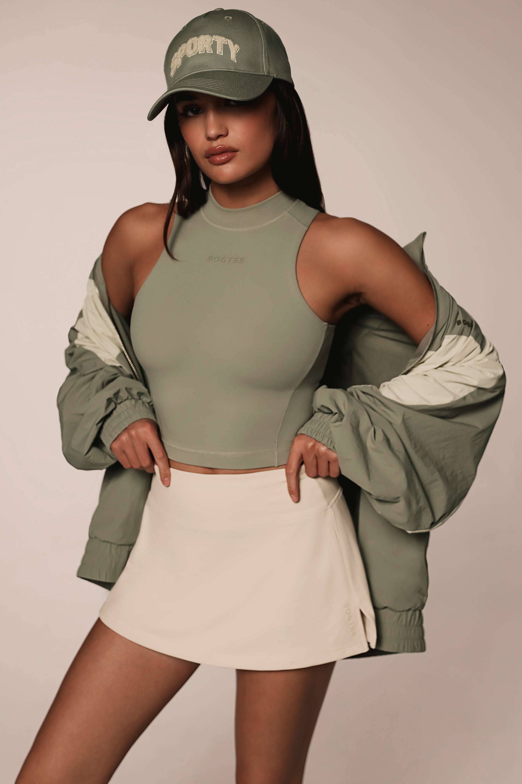 Soft Active High-Neck Tank Top in Mineral、mySite、solidvoid