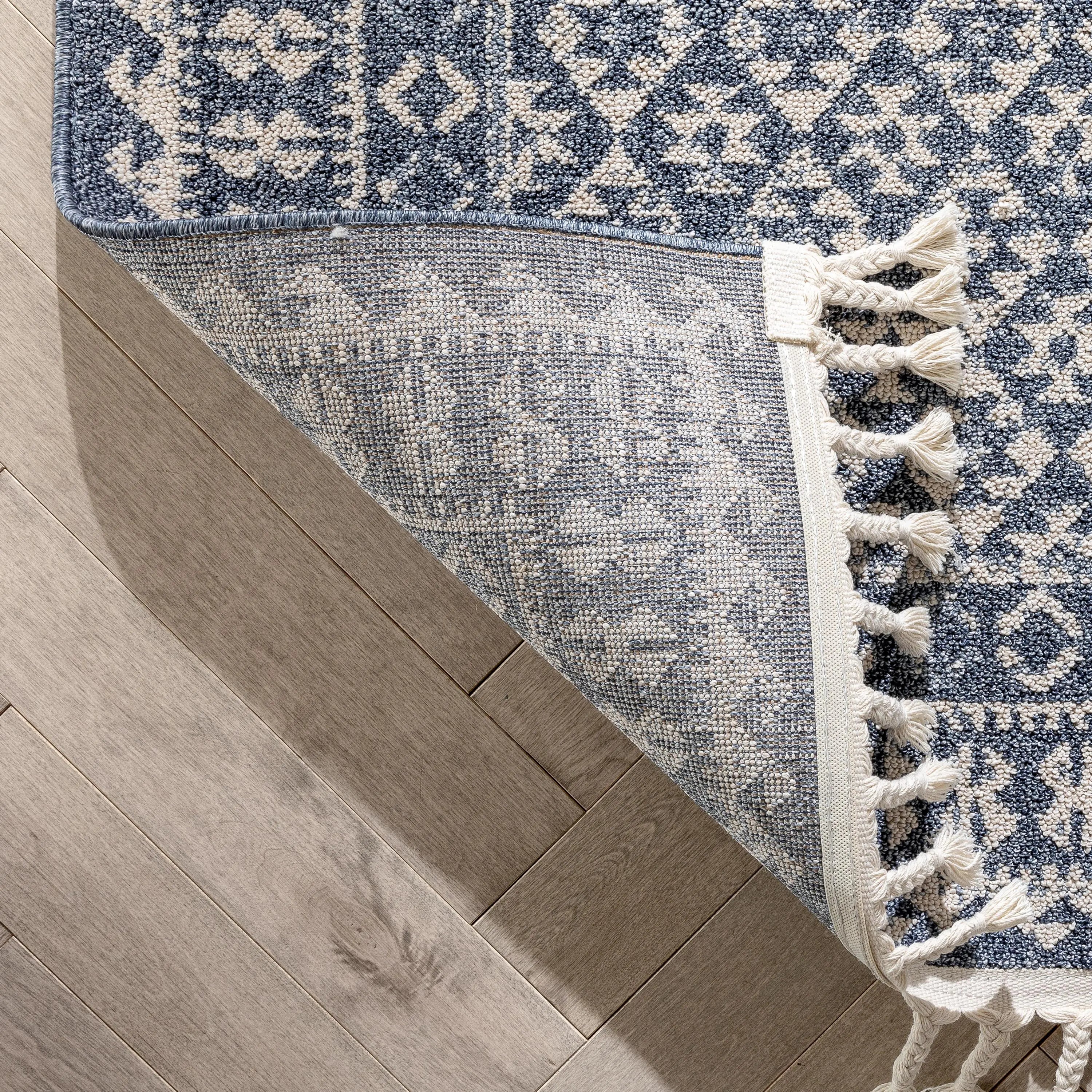 Callista Tribal Trellis Pattern Blue Kilim-Style Rug、mySite、gigharbornorthrealestate