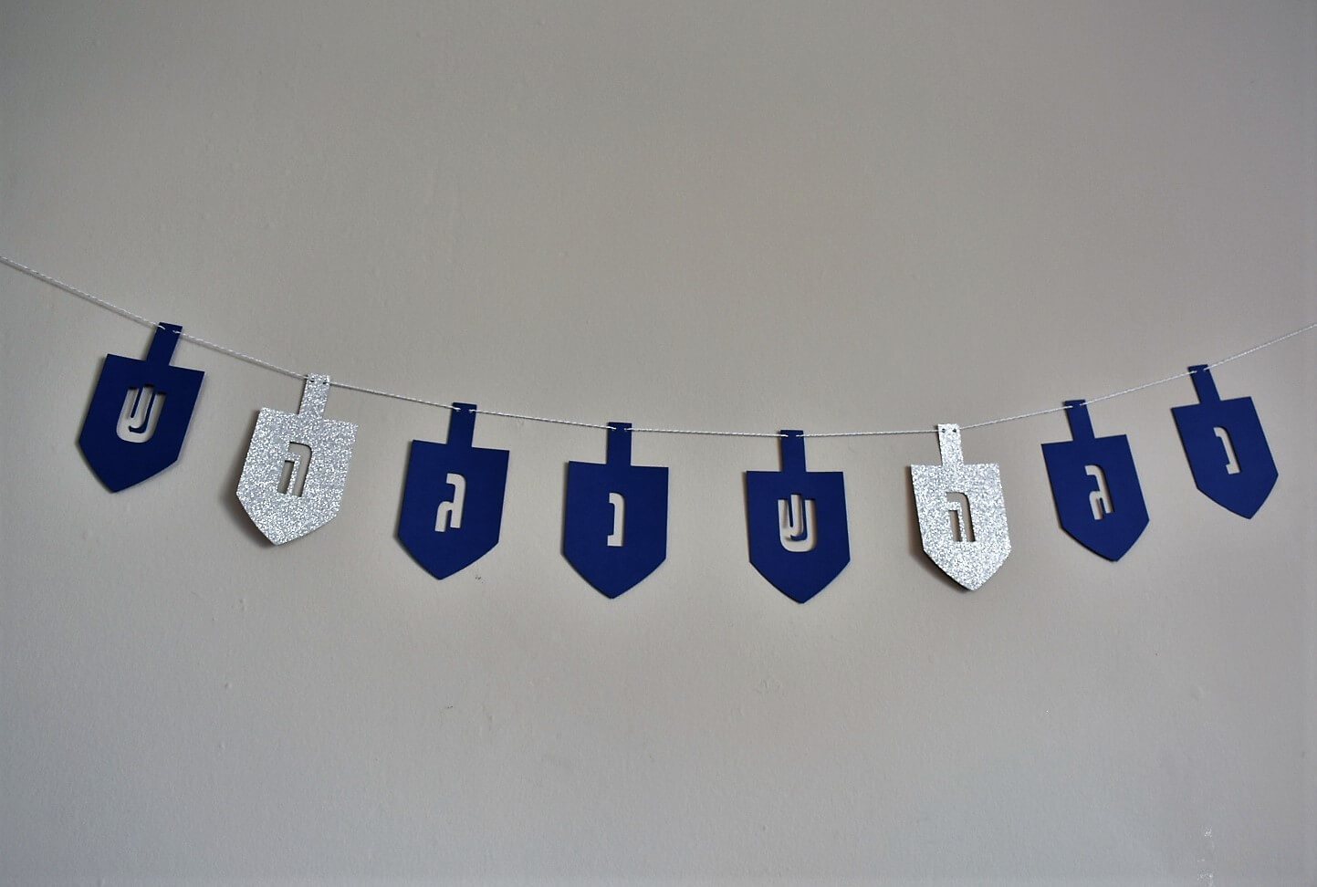 Blue and Silver Glitter Dreidel Garland、mySite、topwebapps