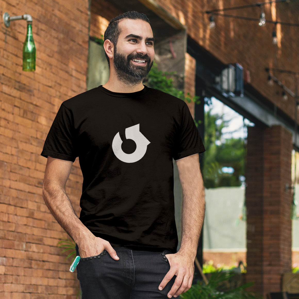  Headphone Zone Insignia T-Shirt、mySite、merchandisen