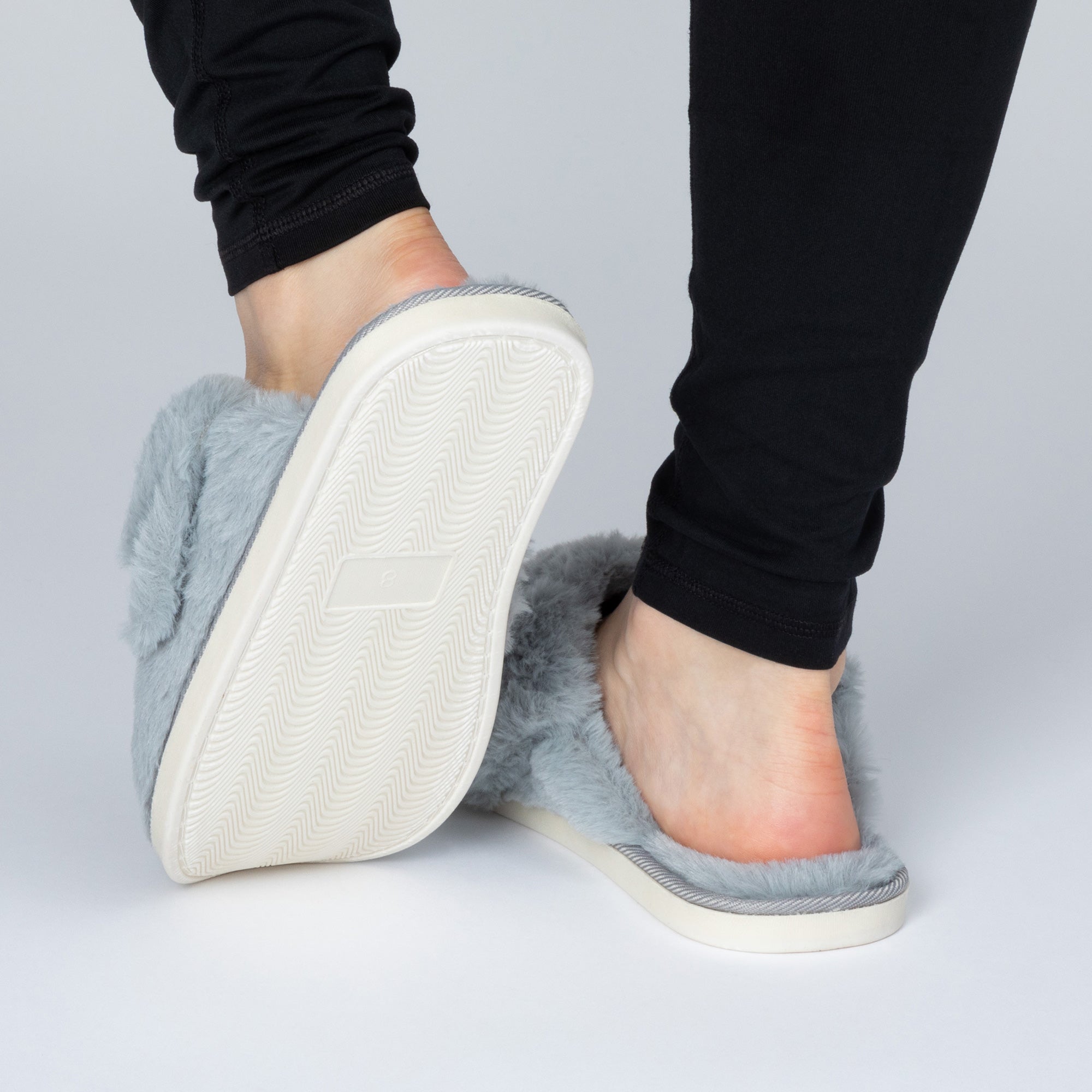 Floppy Ear Dog Fuzzy Slippers、mySite、camillekostekn