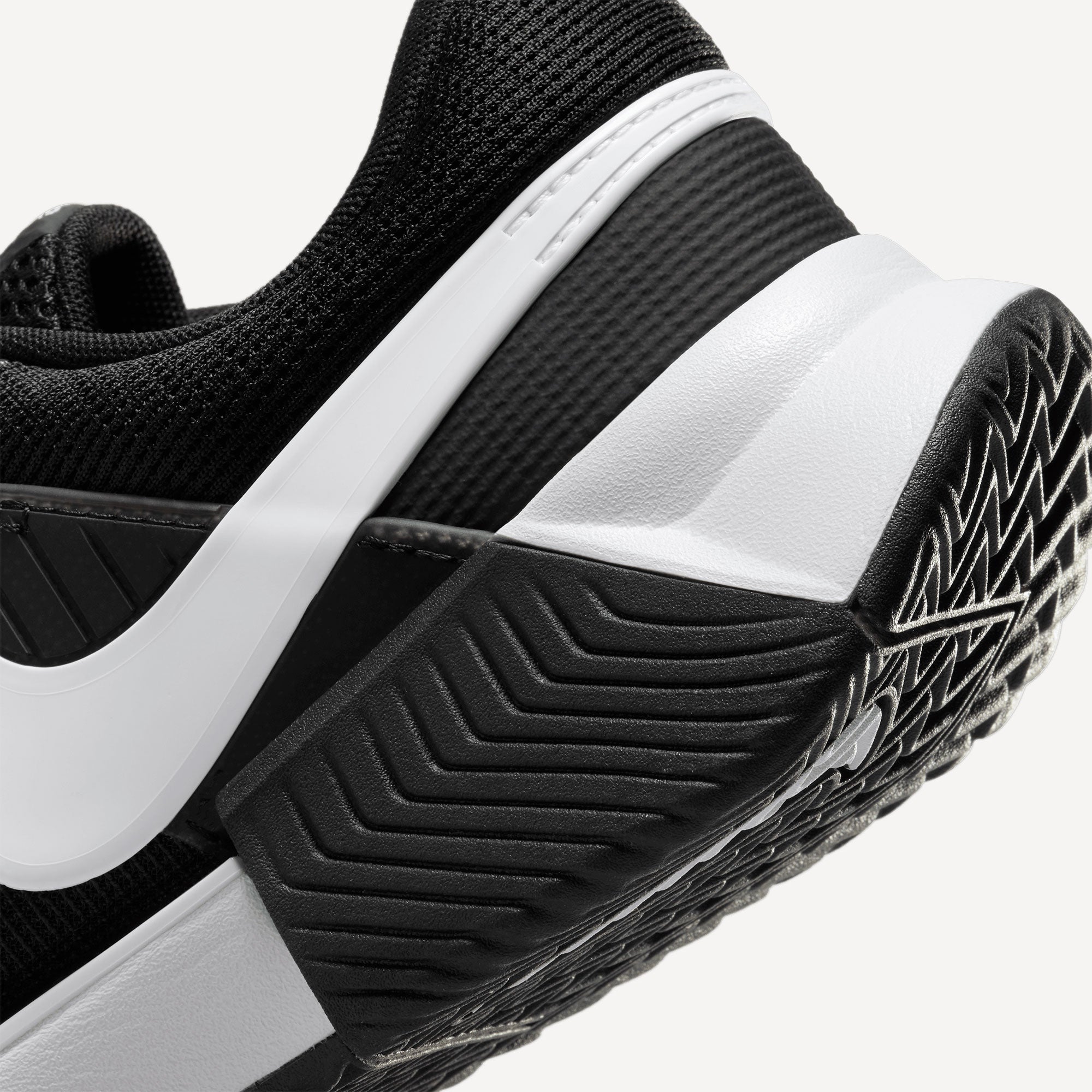 Nike Zoom GP Challenge 1 Women's Clay Court Tennis Shoes