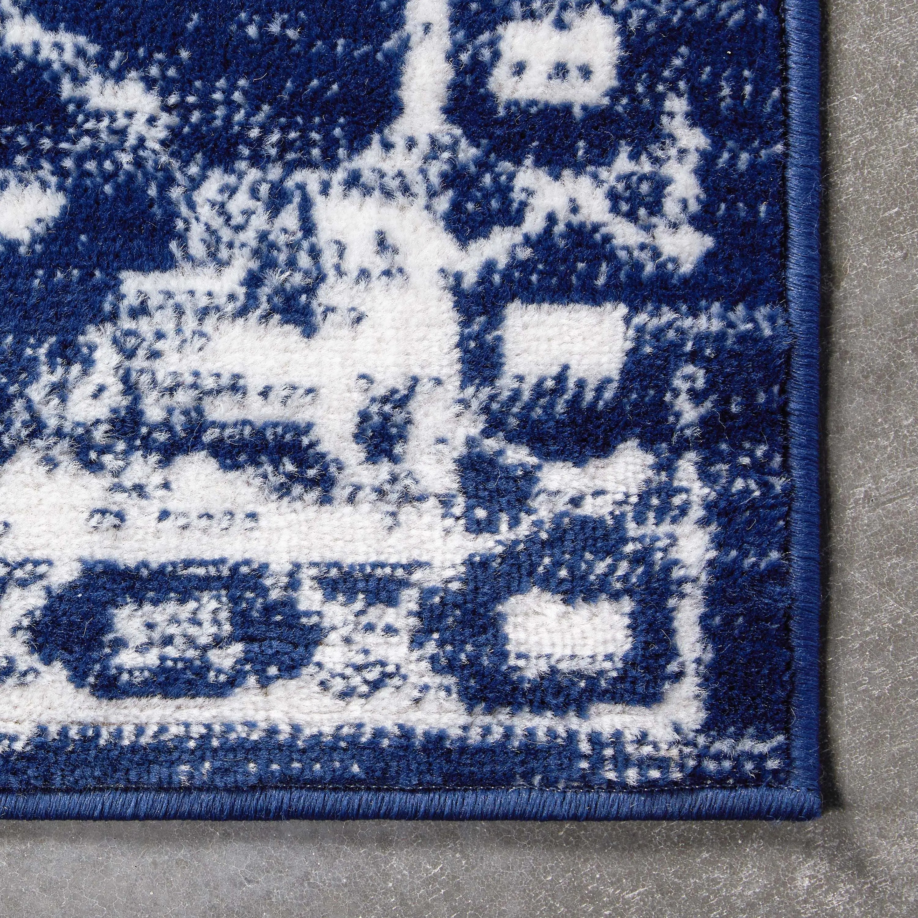 Disa Vintage Medallion Dark Blue Soft Rug By Chill Rugs、mySite、gigharbornorthrealestate