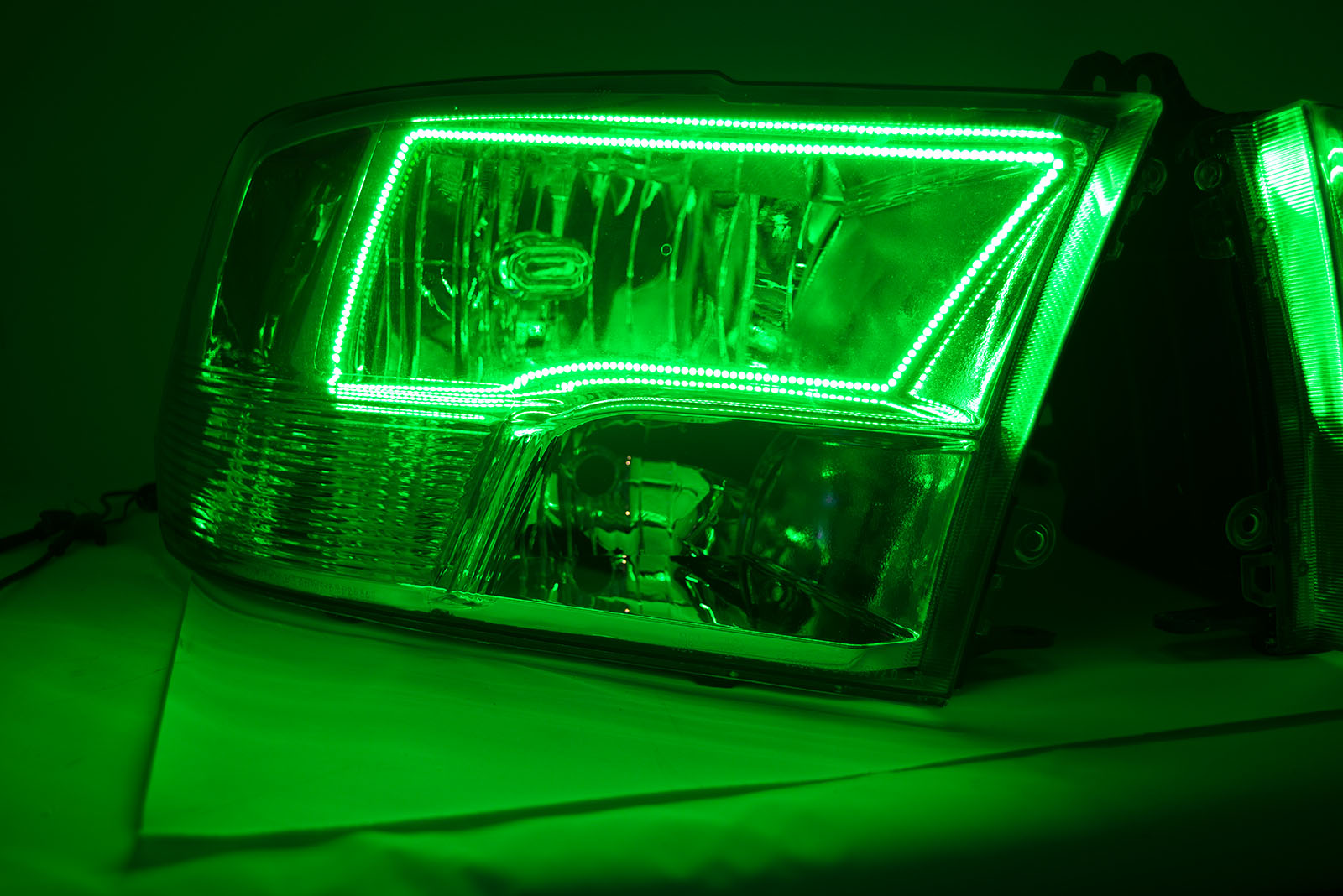 2009-2018 Dodge Ram 1500 Headlights - ORACLE Green LED Halo Kit Pre-Installed、mySite、nflplayoffbracketp