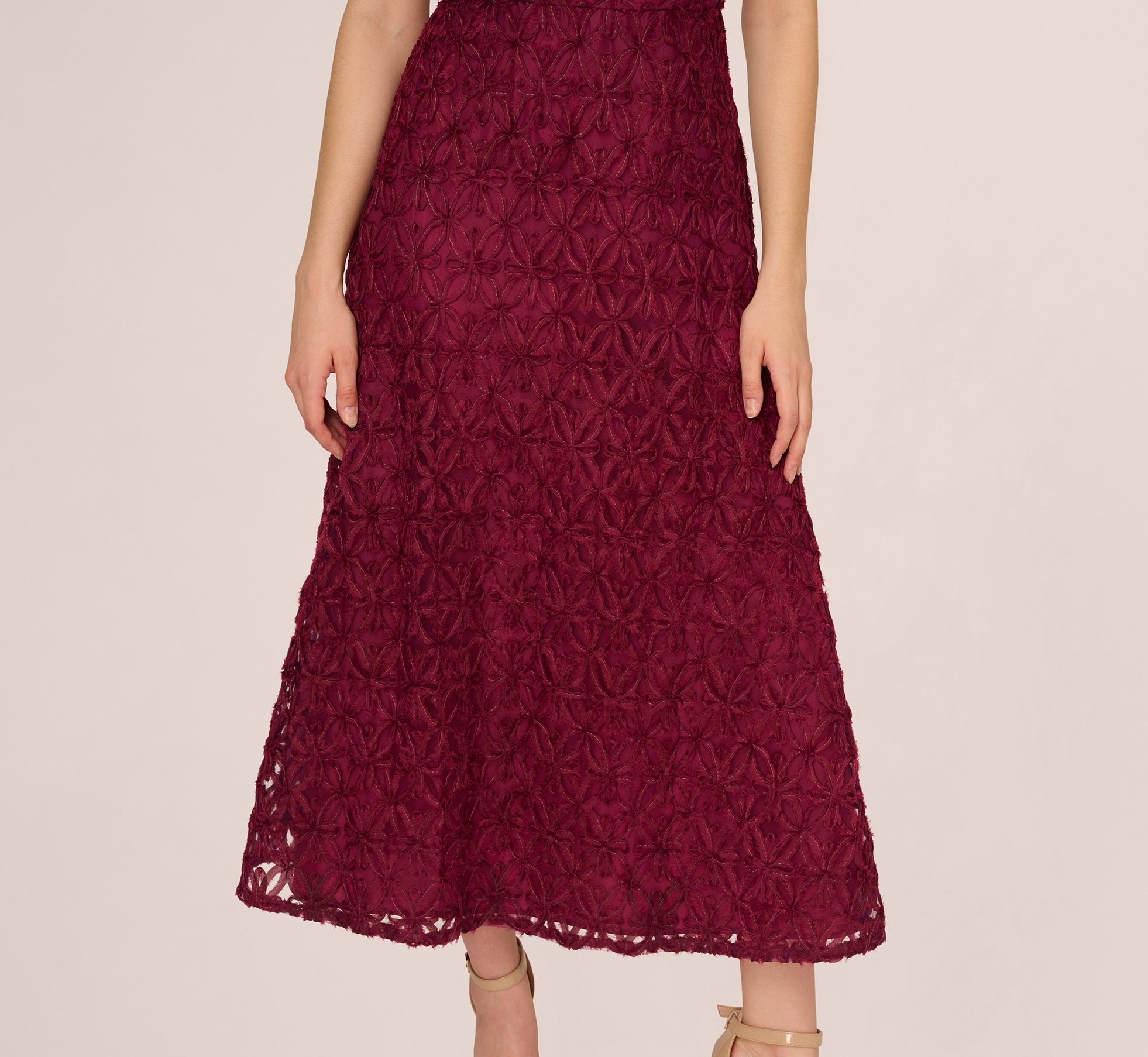 Sleeveless Soutache Embroidered Midi Dress In Light Wine、mySite、solidvoid