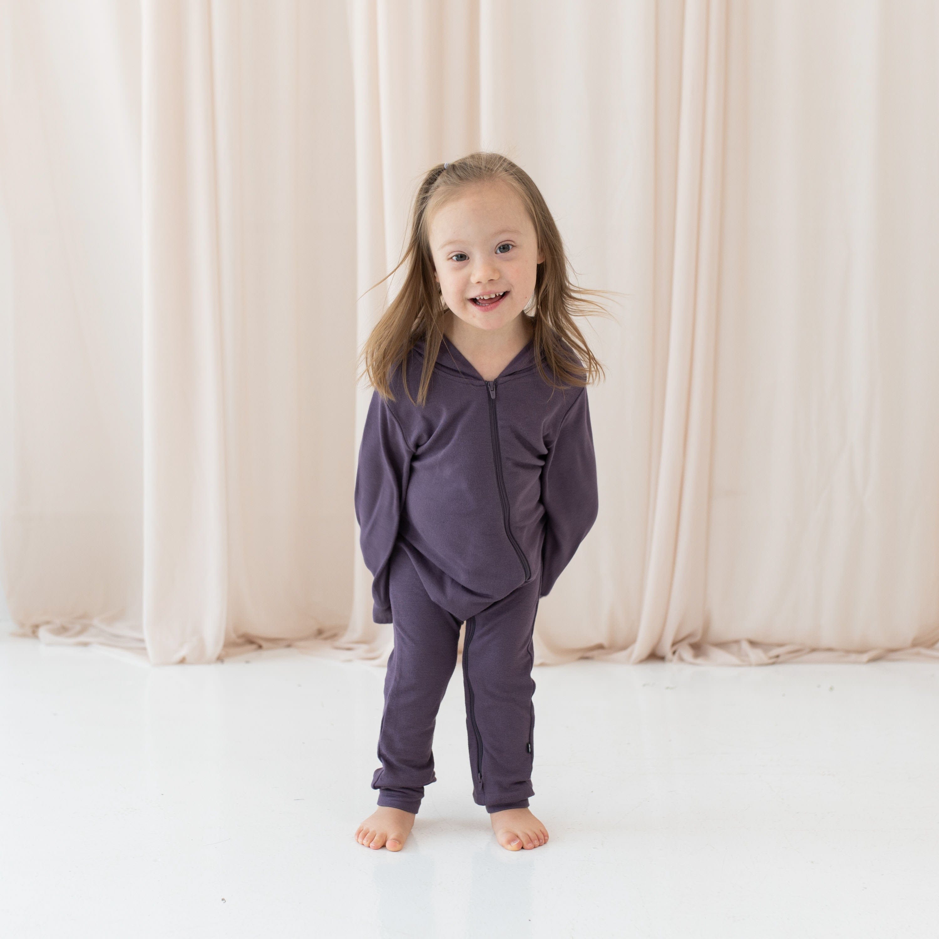  Bamboo Jersey Hooded Zippered Romper in Currant、mySite、layawaytickets