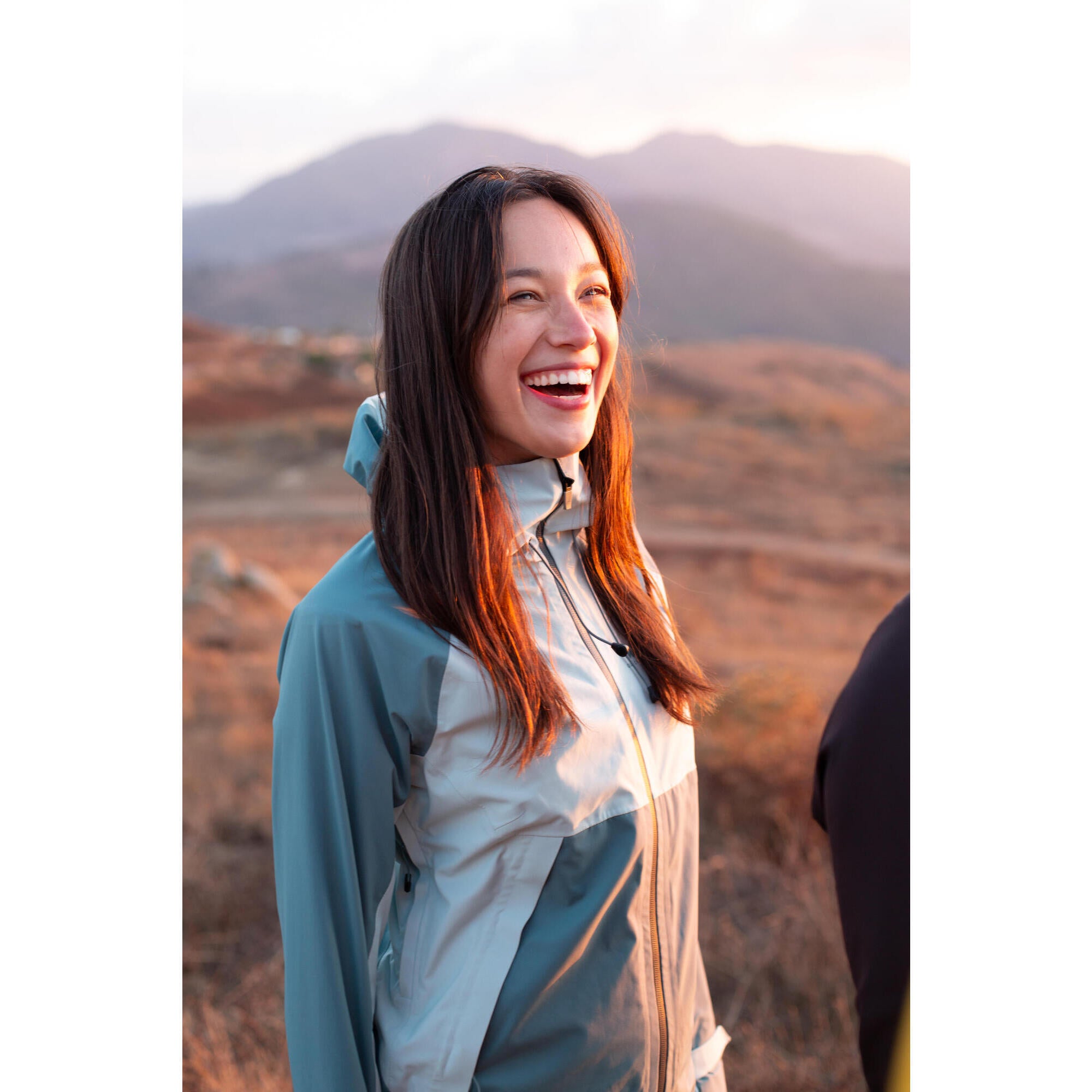 Quechua Women's MH500 Waterproof Jacket