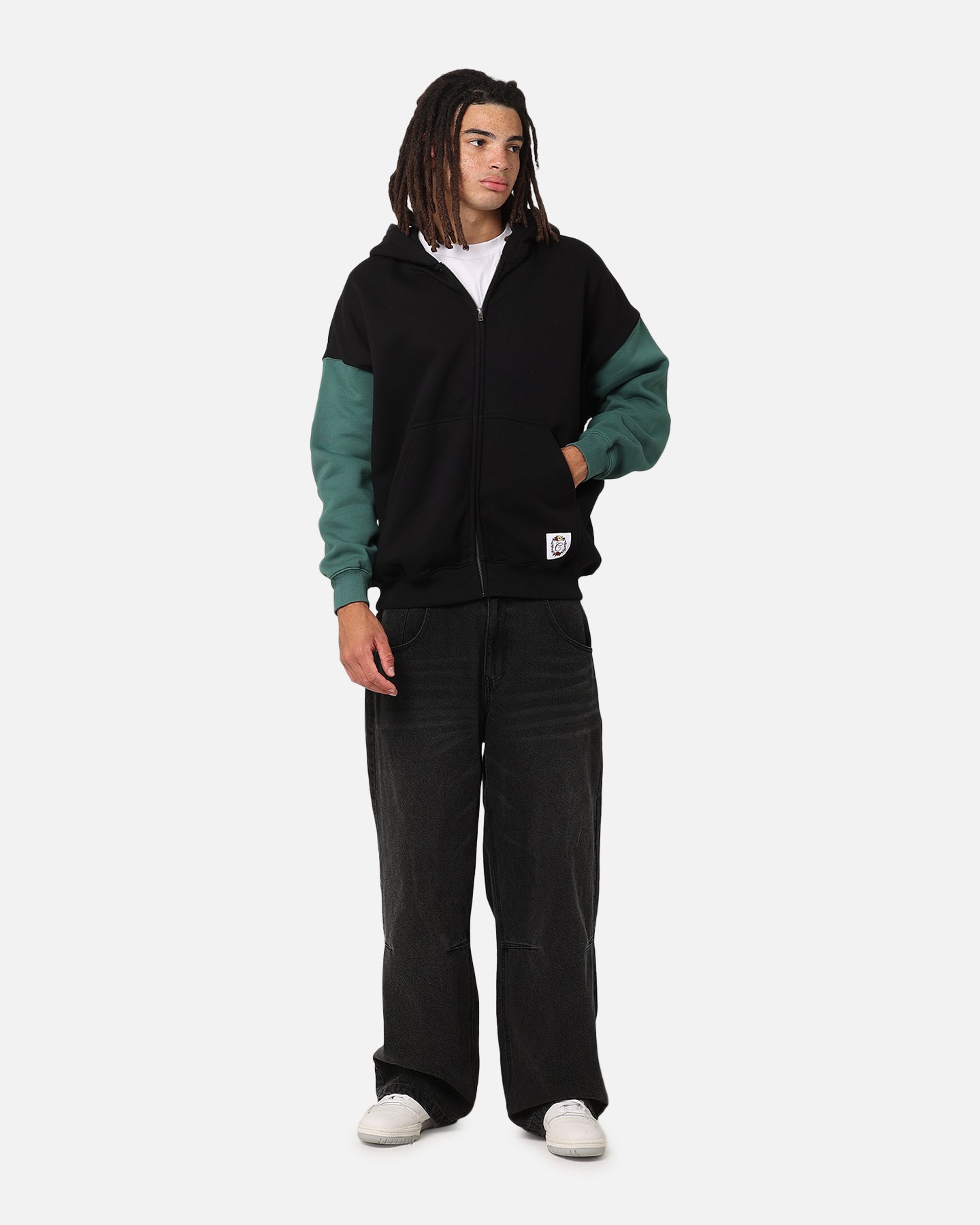 {product_title} - {shop_name}