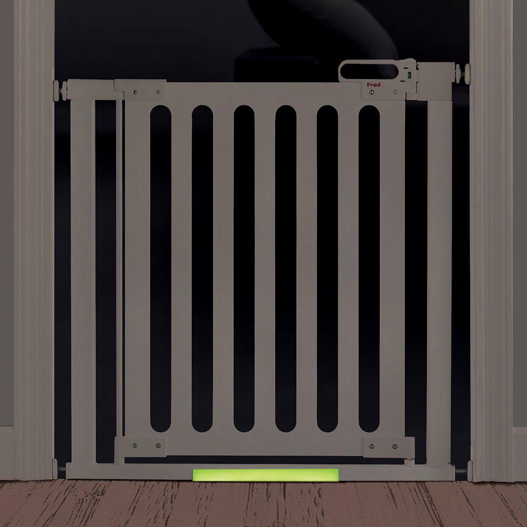  Fred Pressure Fit Stairgate - White Wood Panel/Pure White Fittings、mySite、merchandisen