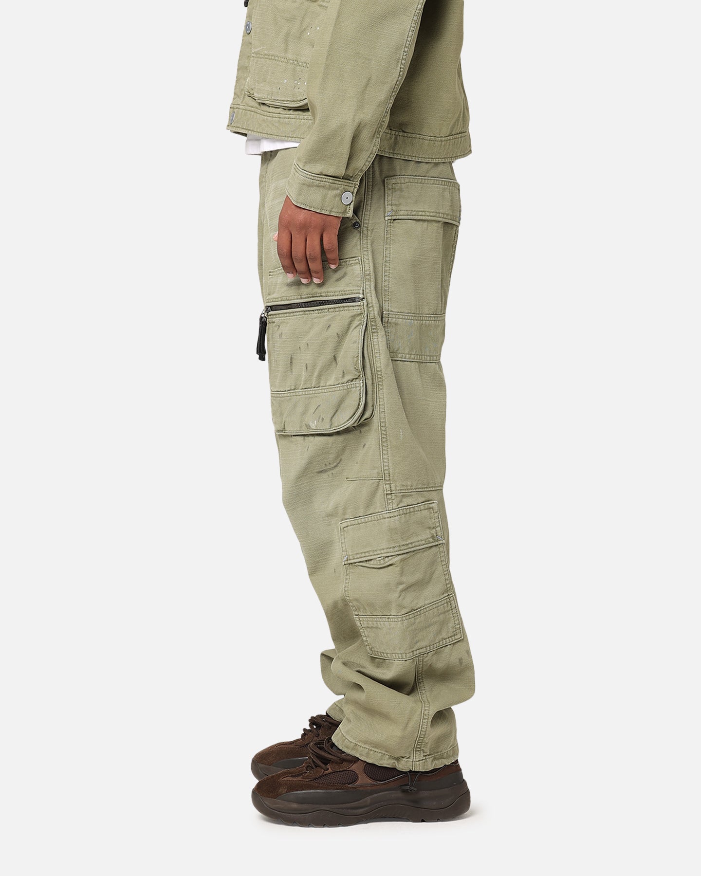 {product_title} - {shop_name}