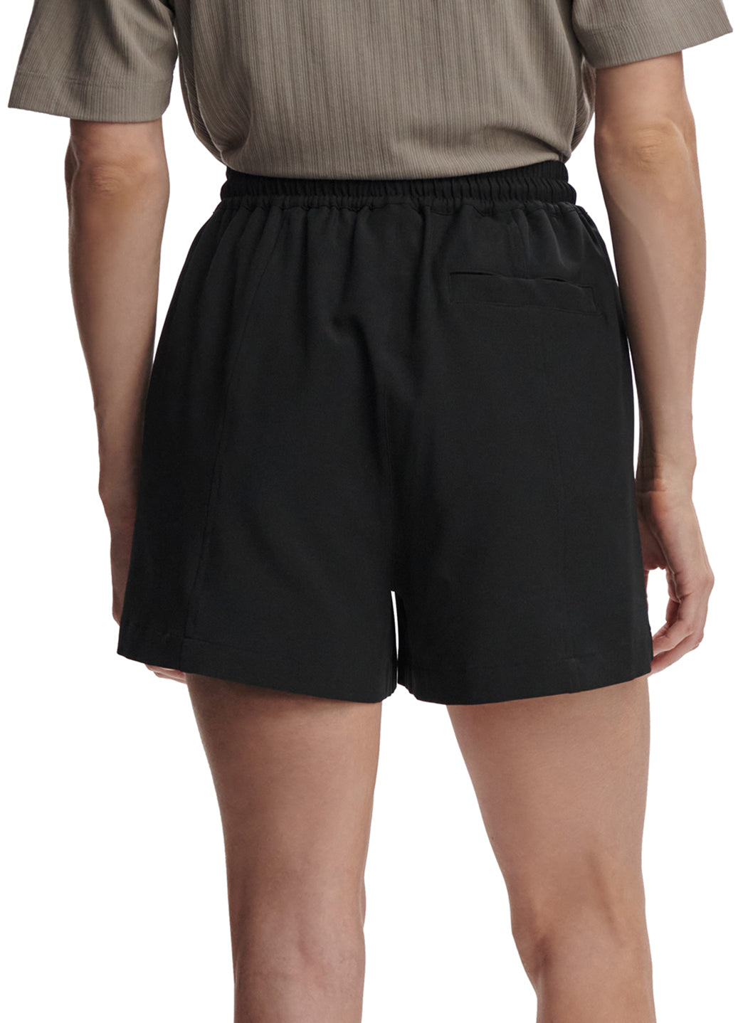 Varley Esmond 3 Short、mySite、lovesweatpilates