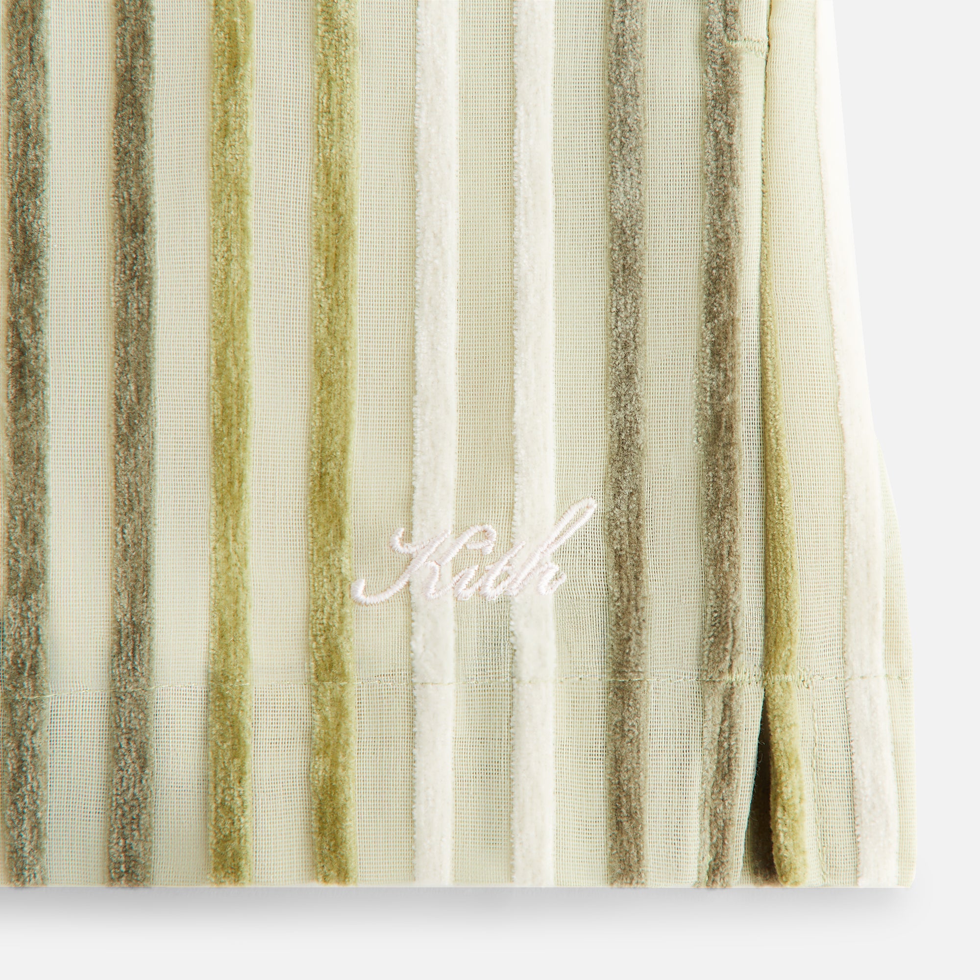 {product_title} - {shop_name}