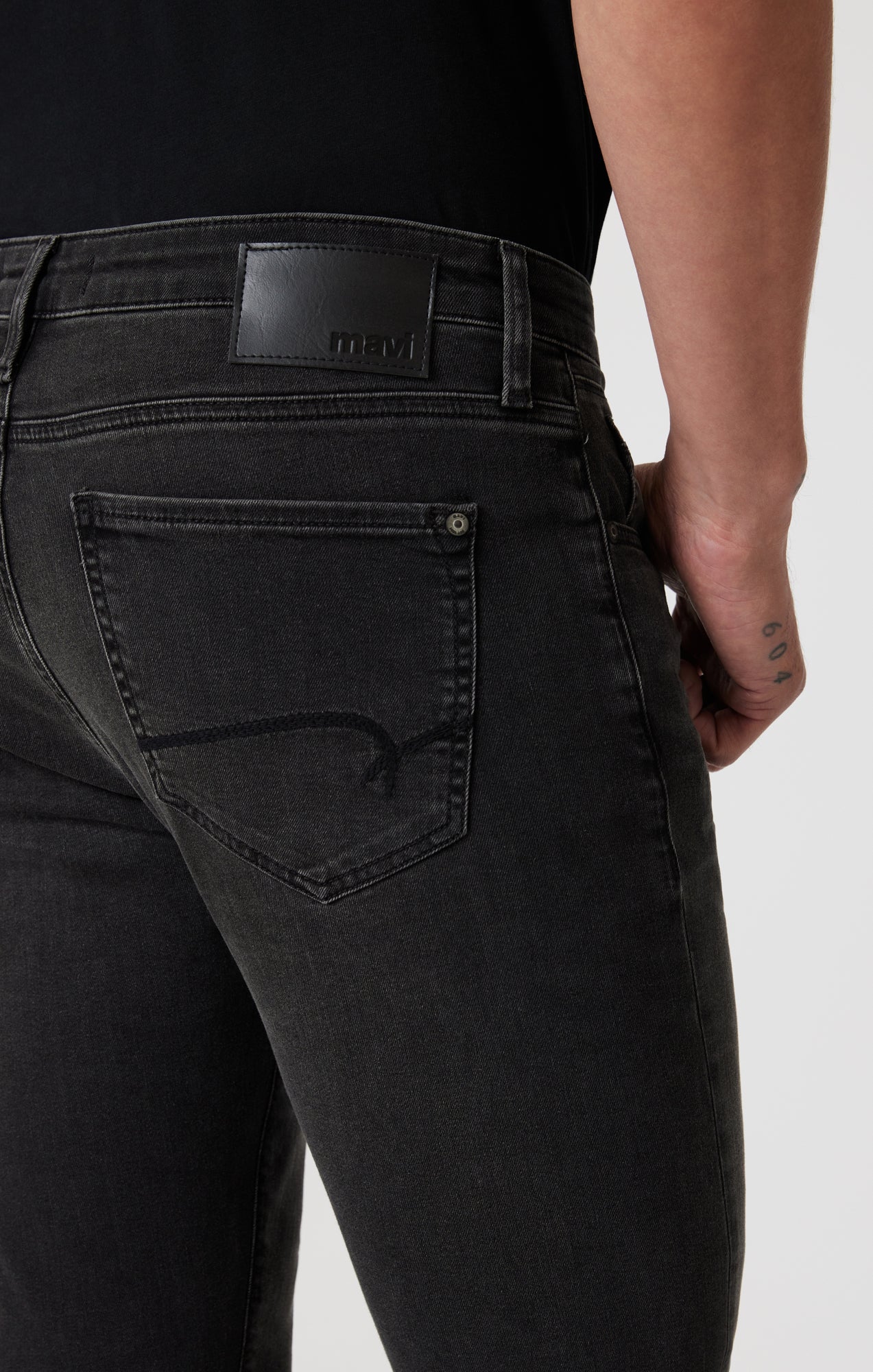 {product_title} - {shop_name}