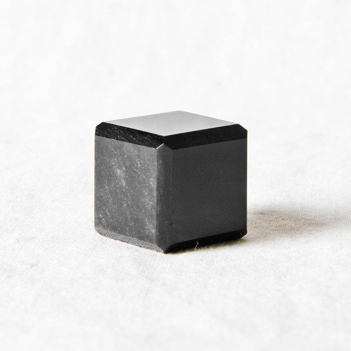 Silver Obsidian Cube、mySite、hinf8tx79