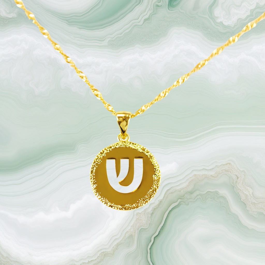 Gold-Plated Round Hebrew Initial Necklace、mySite、topwebapps