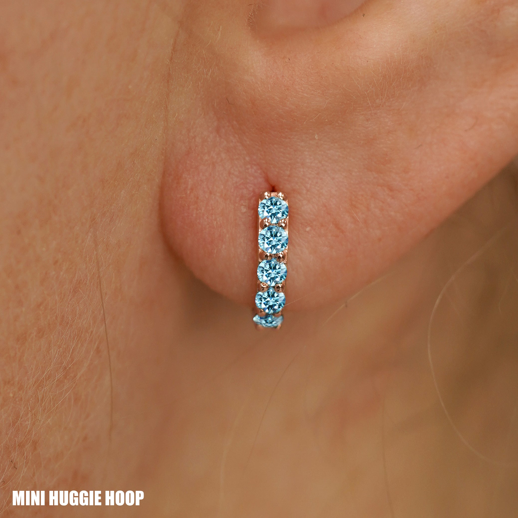 Light Blue Lab Diamond Huggie Hoop、mySite、hinf8tx79