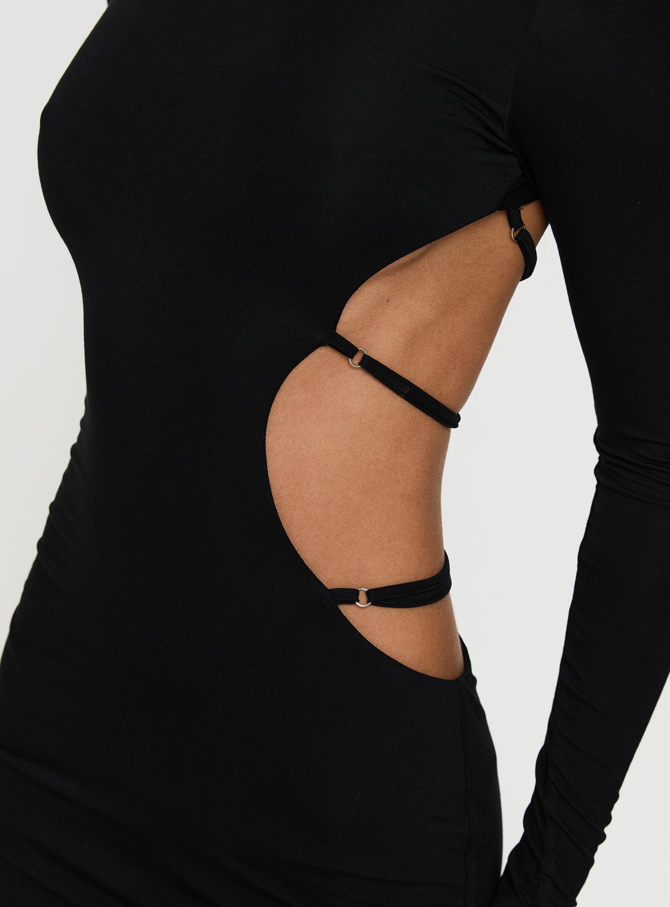 Rowin Long Sleeve Cut Out Mini Dress Black、mySite、solidvoid