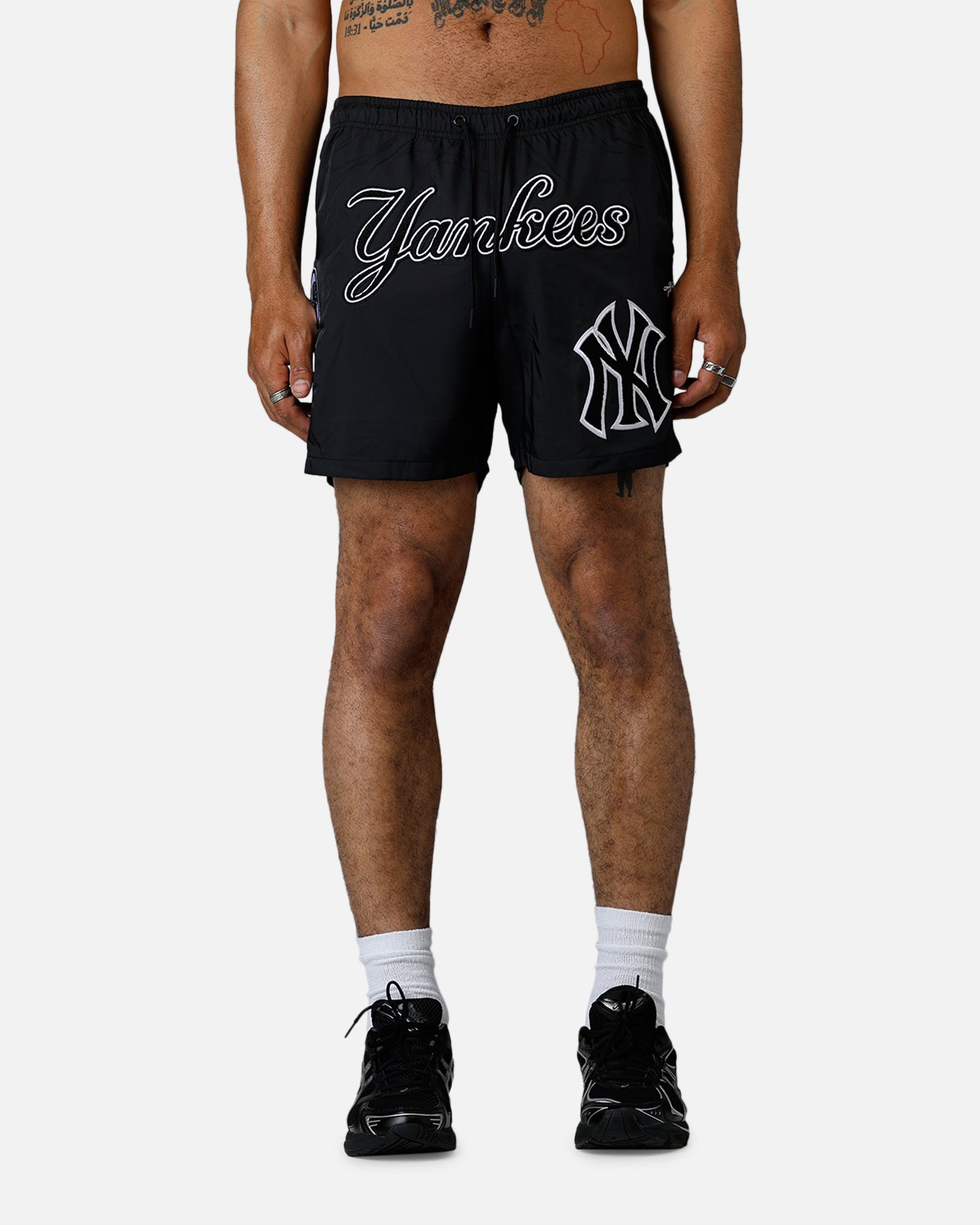 Pro Standard New York Yankees Chenille Shorts Black、mySite、zt4zffjzw