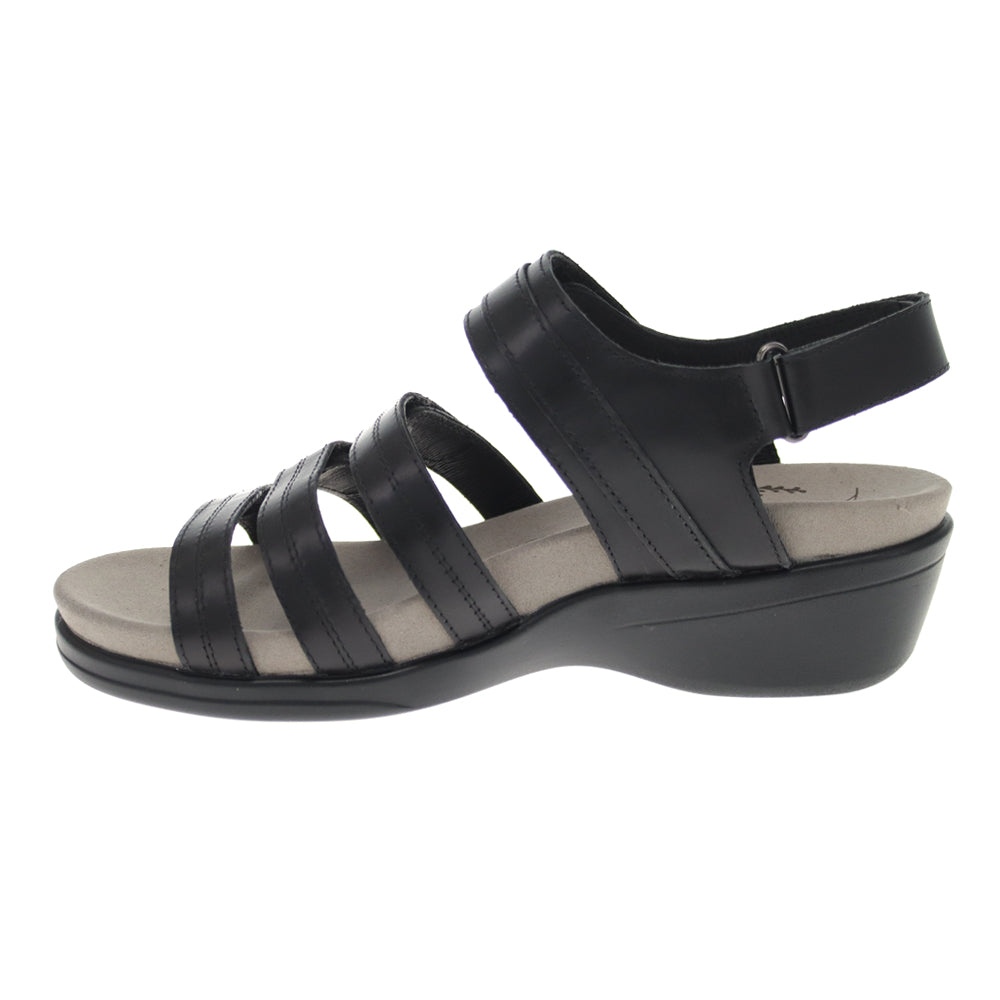 Ainsley Strappy Sandals、mySite、gtrtttuynbv